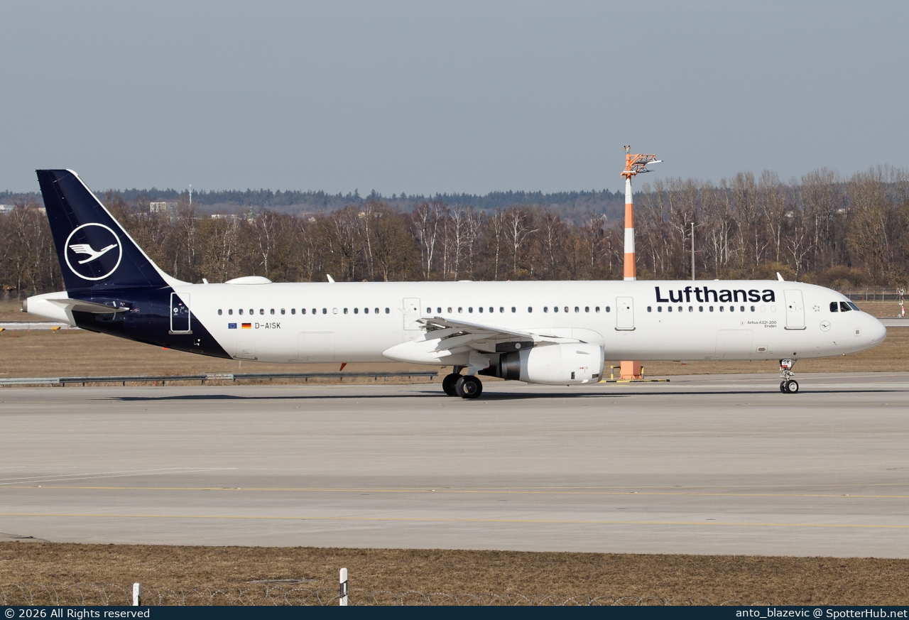 Photo of D-AISK - Airbus A321-231 operated by Lufthansa