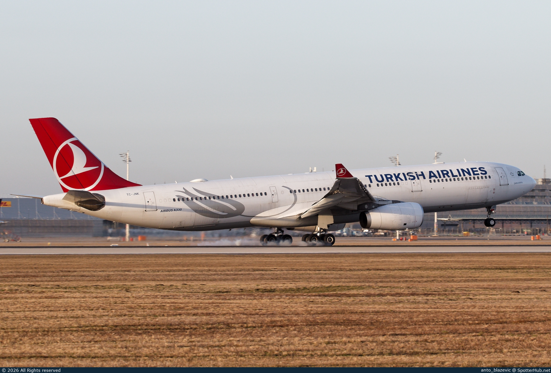 Photo of TC-JNK - Airbus A330-343 operated by Turkish Airlines
