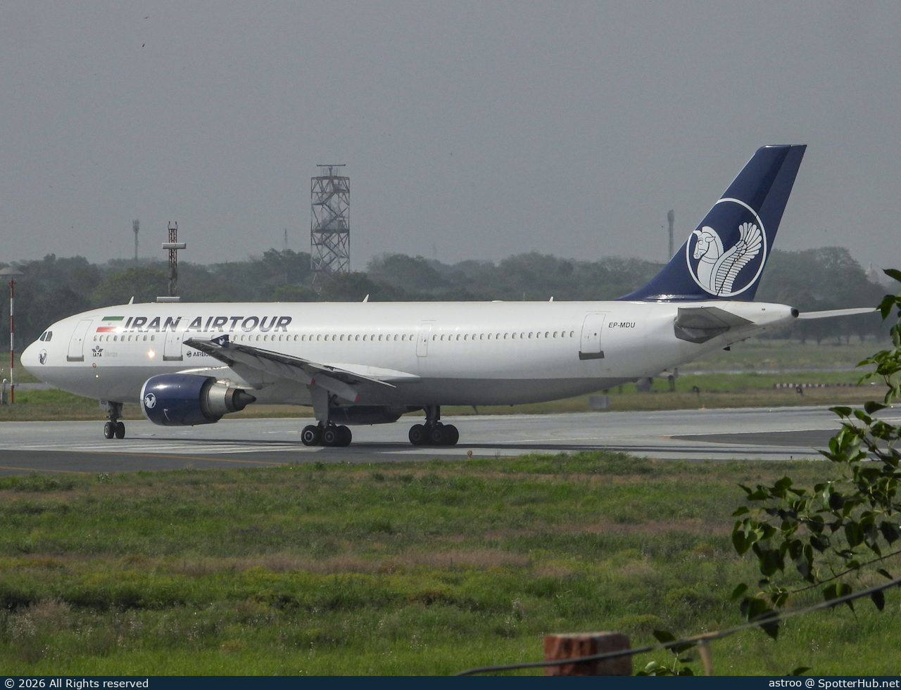 Photo of EP-MDU - Airbus A300B4-605R operated by Iran Airtour