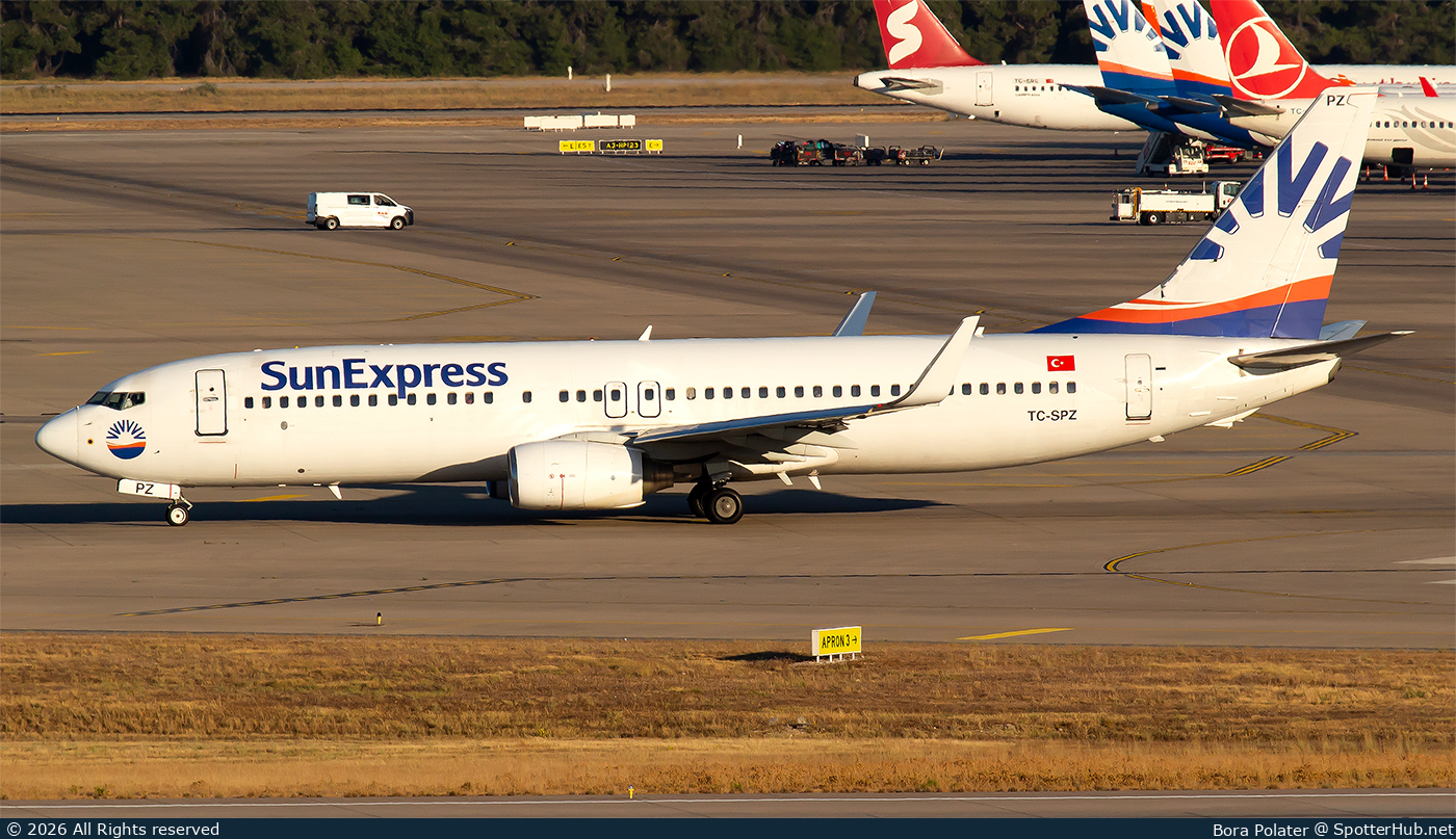 Photo of TC-SPZ - Boeing 737-8FZ operated by SunExpress