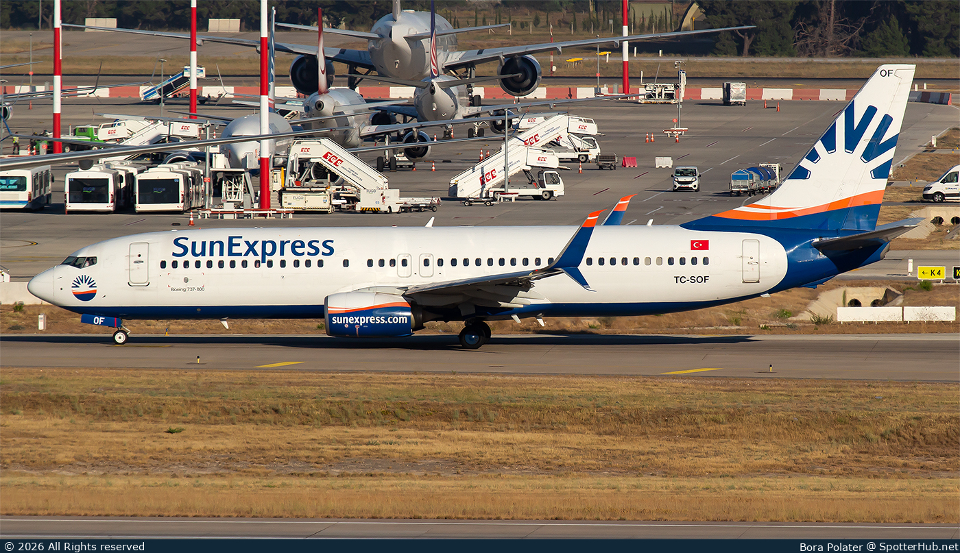 Photo of TC-SOF - Boeing 737-8HC operated by SunExpress