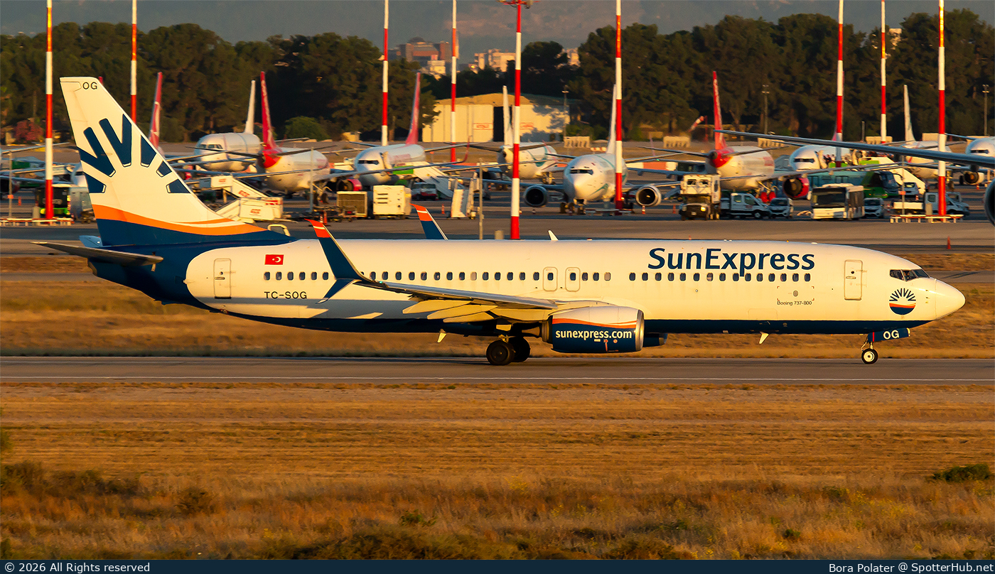 Photo of TC-SOG - Boeing 737-8HC operated by SunExpress