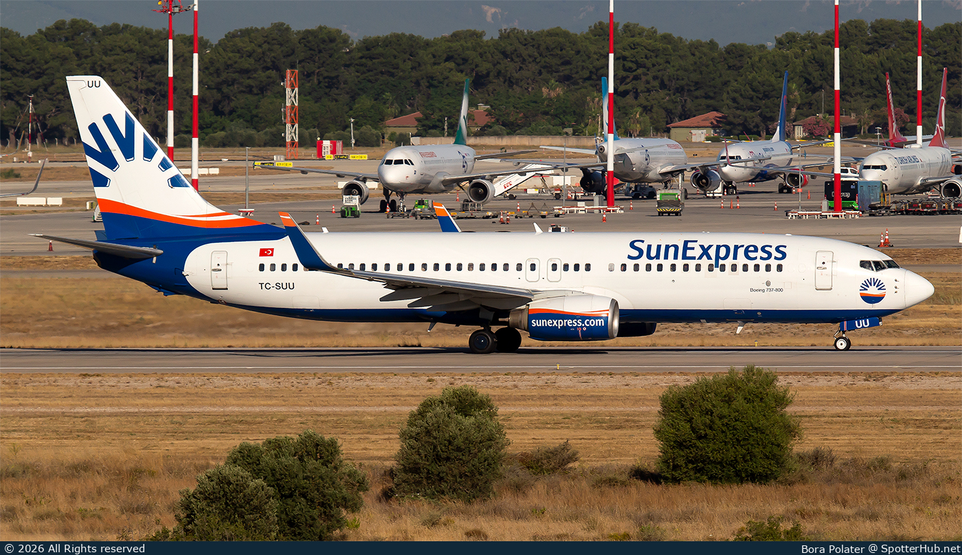 Photo of TC-SUU - Boeing 737-86Q operated by SunExpress