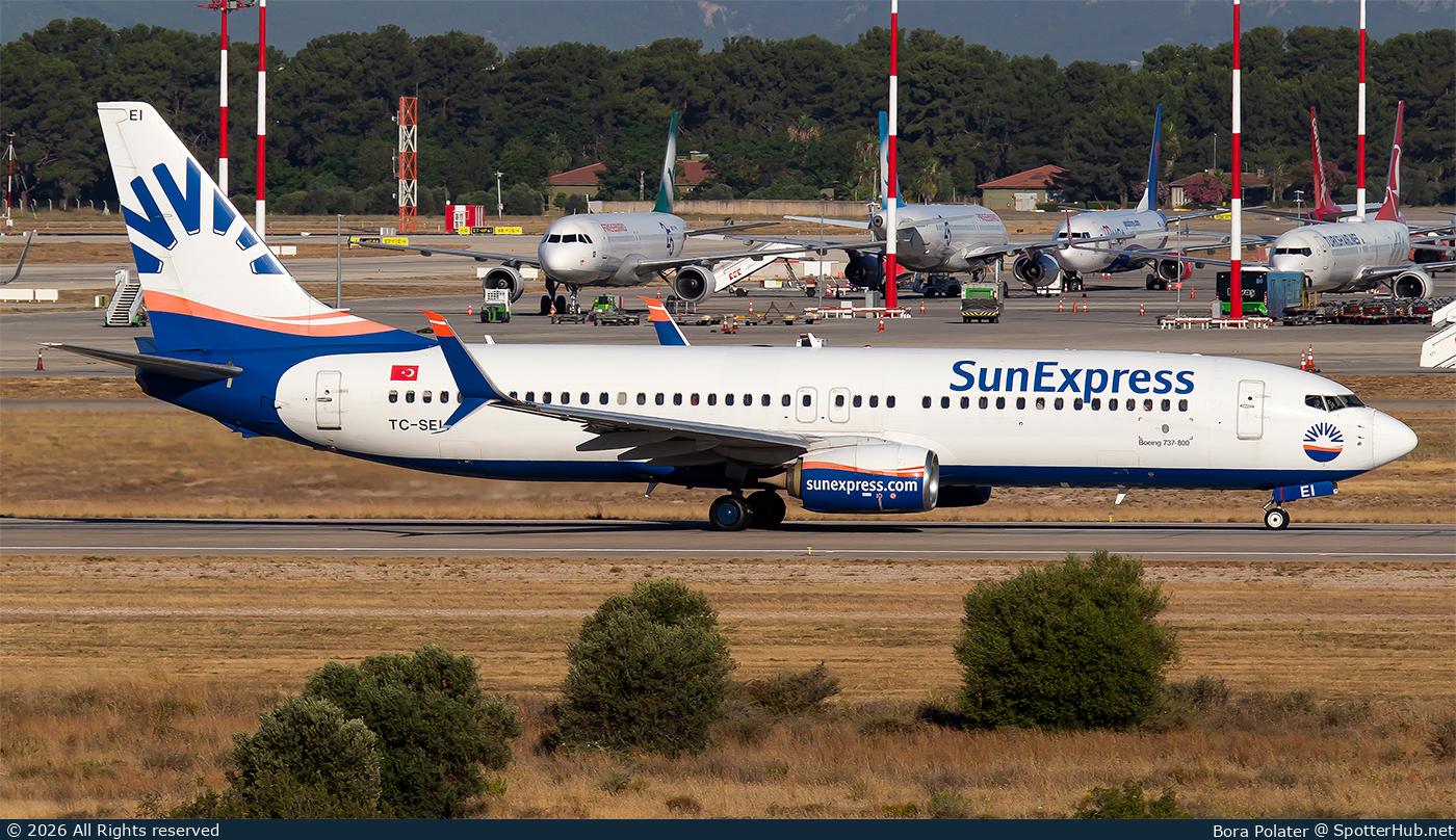 Photo of TC-SEI - Boeing 737-8HC operated by SunExpress