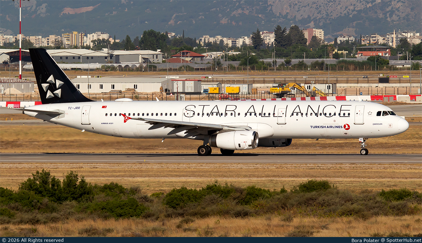Photo of TC-JRR - Airbus A321-231 operated by Turkish Airlines