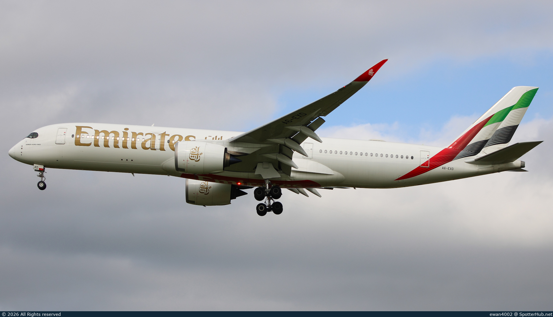 Photo of A6-EXD - Airbus A350-941 operated by Emirates