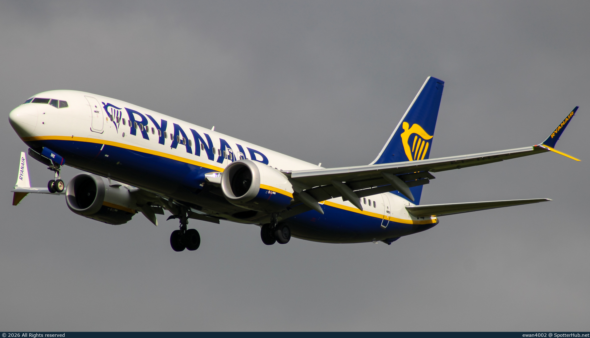 Photo of EI-IHX - Boeing 737 MAX 8-200 operated by Ryanair