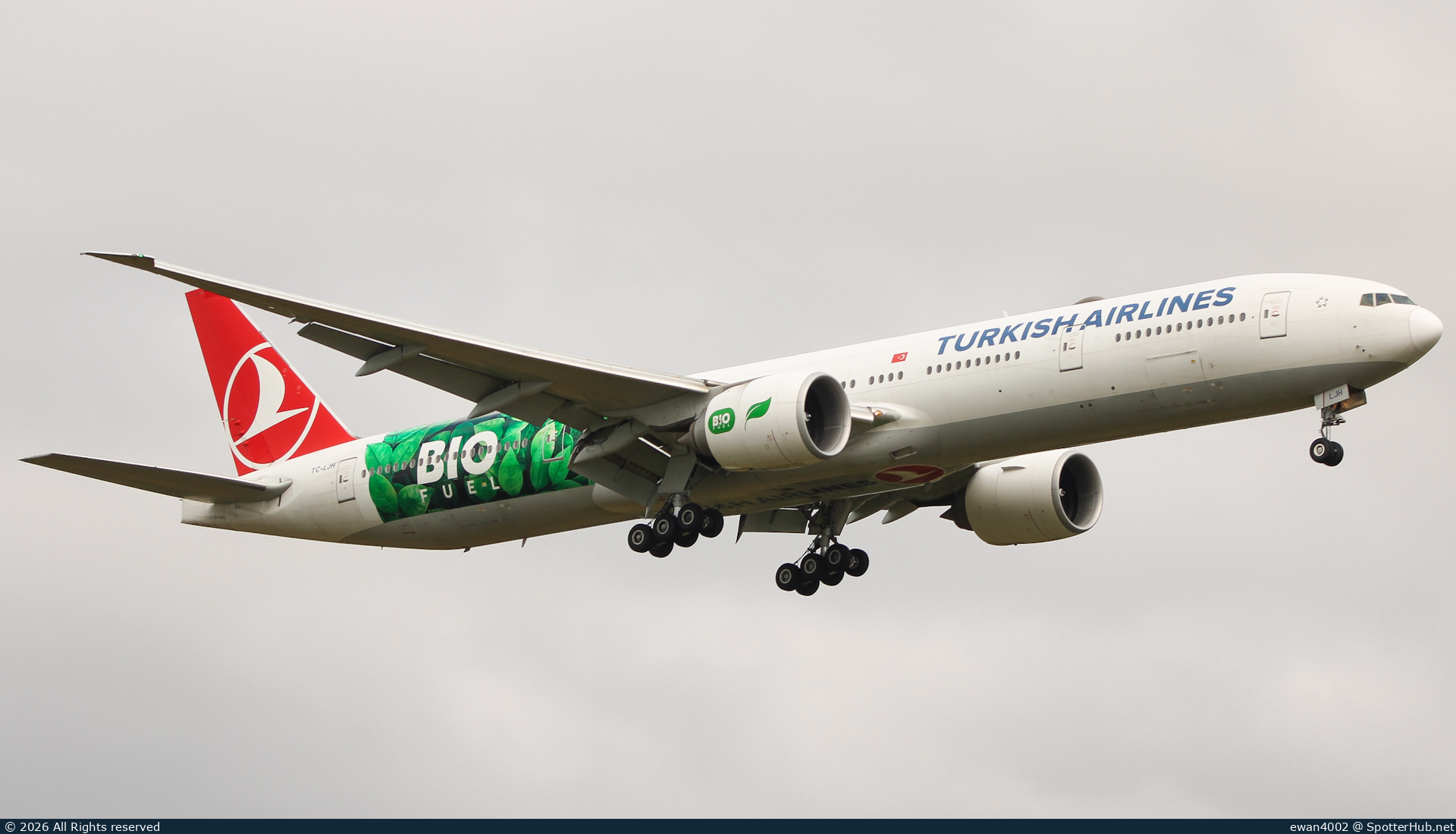 Photo of TC-LJH - Boeing 777-3F2(ER) operated by Turkish Airlines