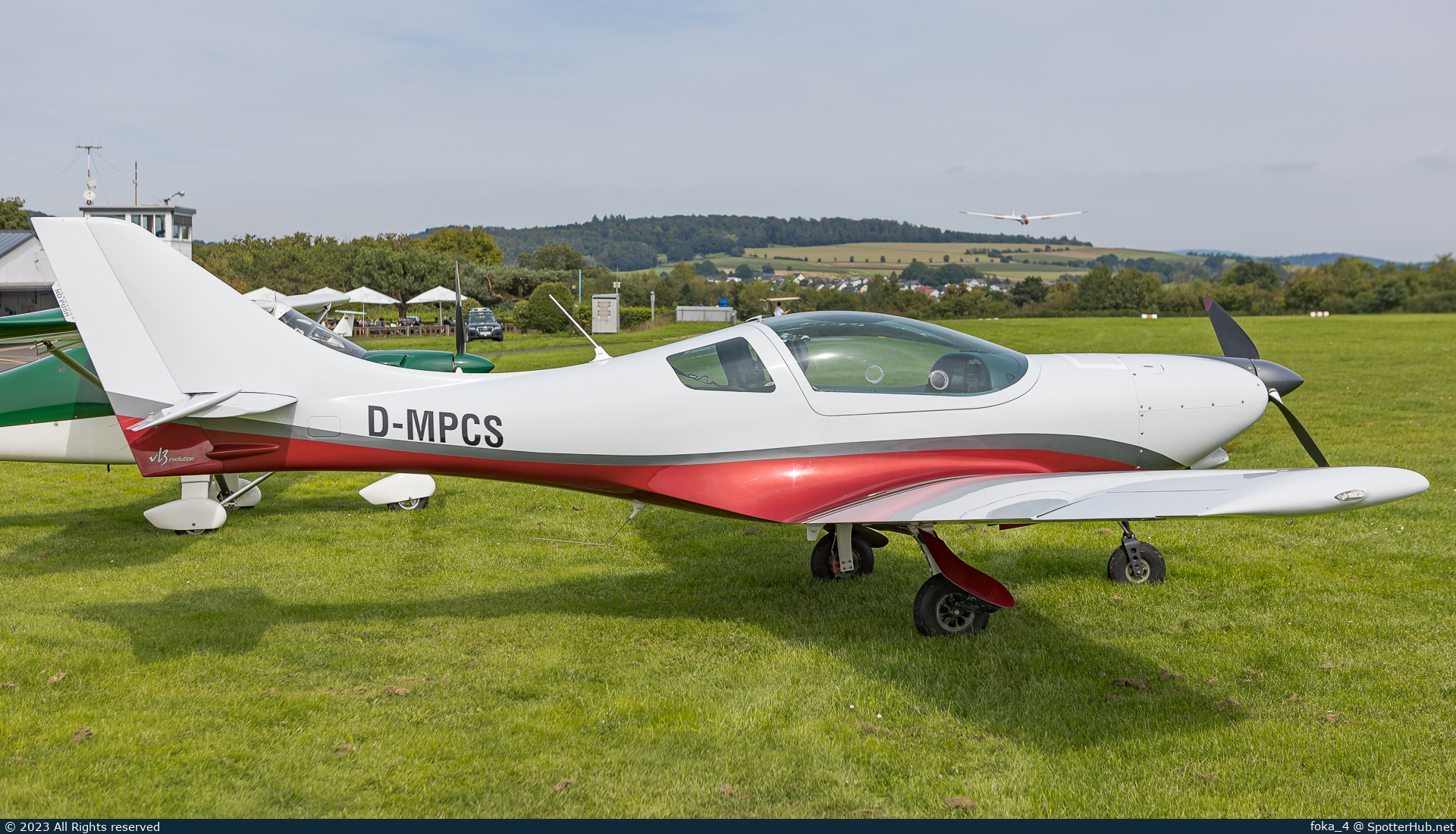 Photo of D-MPCS - JMB VL-3-Evolution RG operated by Private