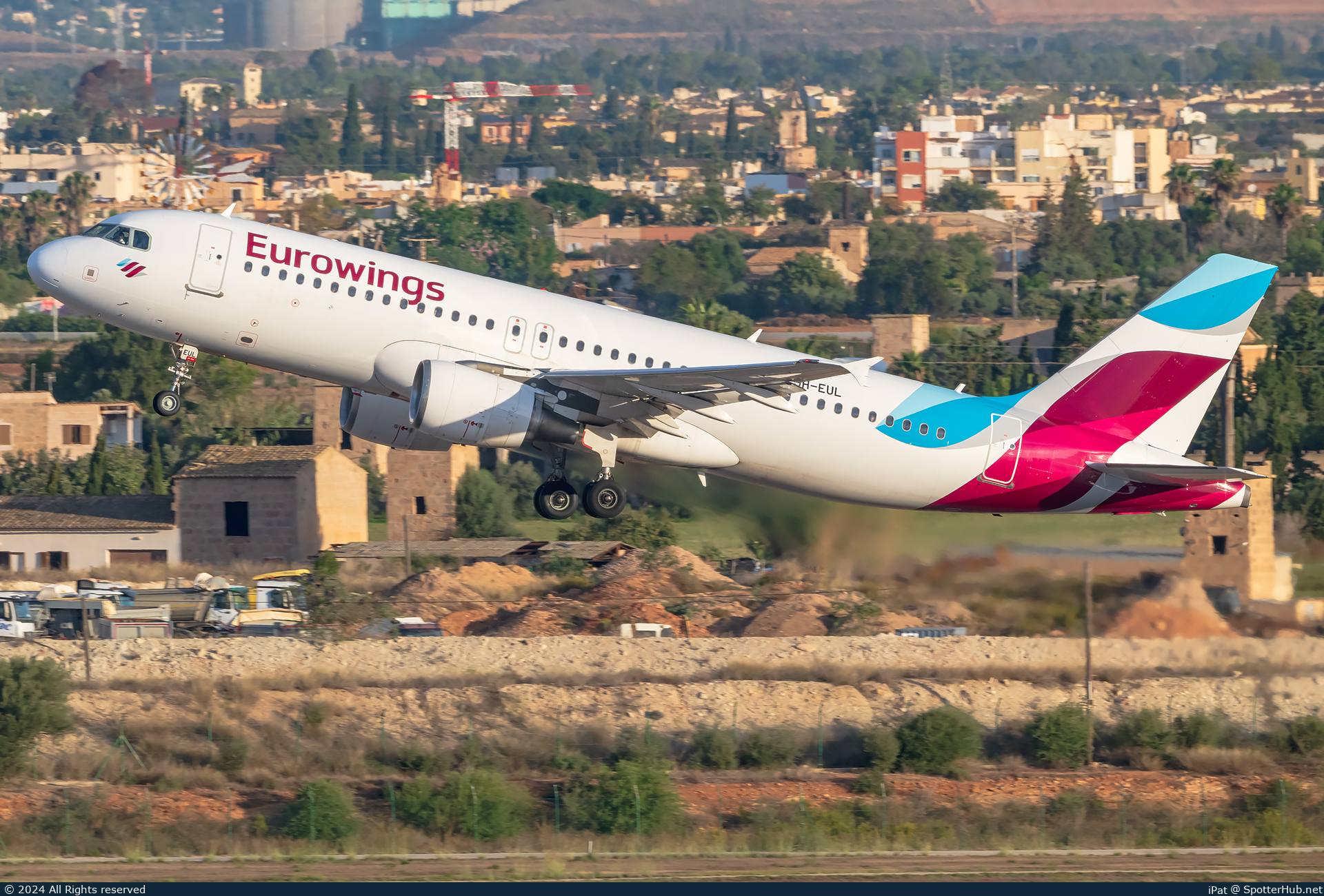 Photo of 9H-EUL - Airbus A320-214 operated by Eurowings Europe Malta