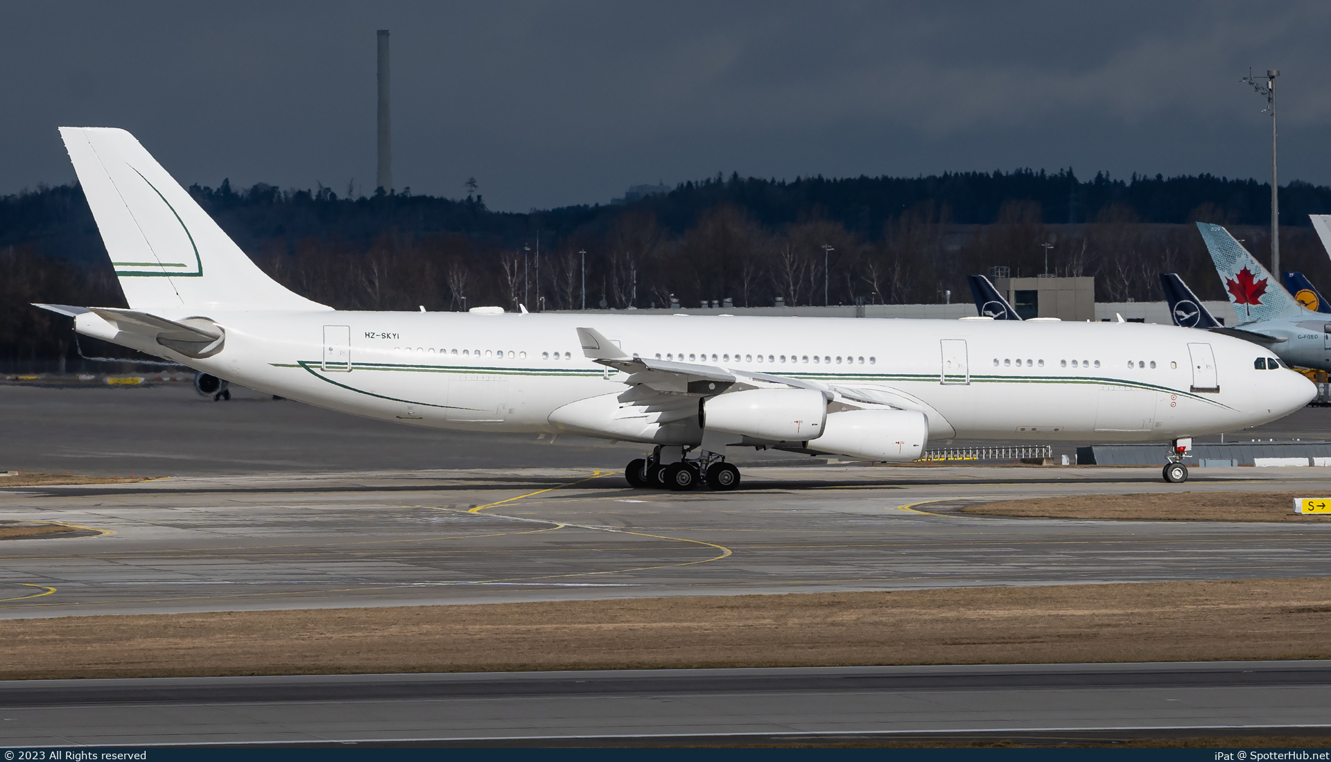 Photo of HZ-SKY1 - Airbus A340-212 operated by Alpha Star Aviation Services
