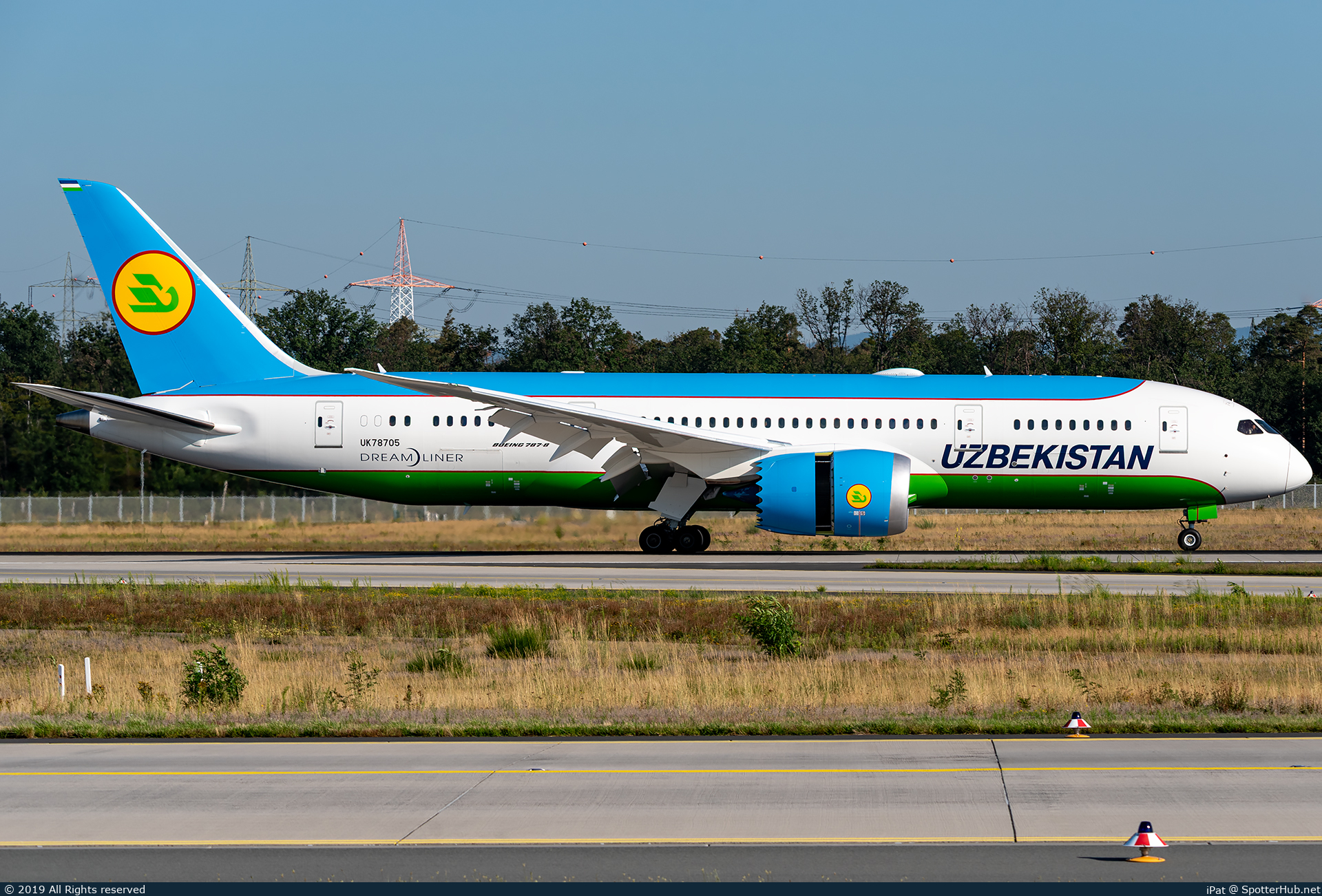Photo of UK78705 - Boeing 787-8 Dreamliner operated by Uzbekistan Airways
