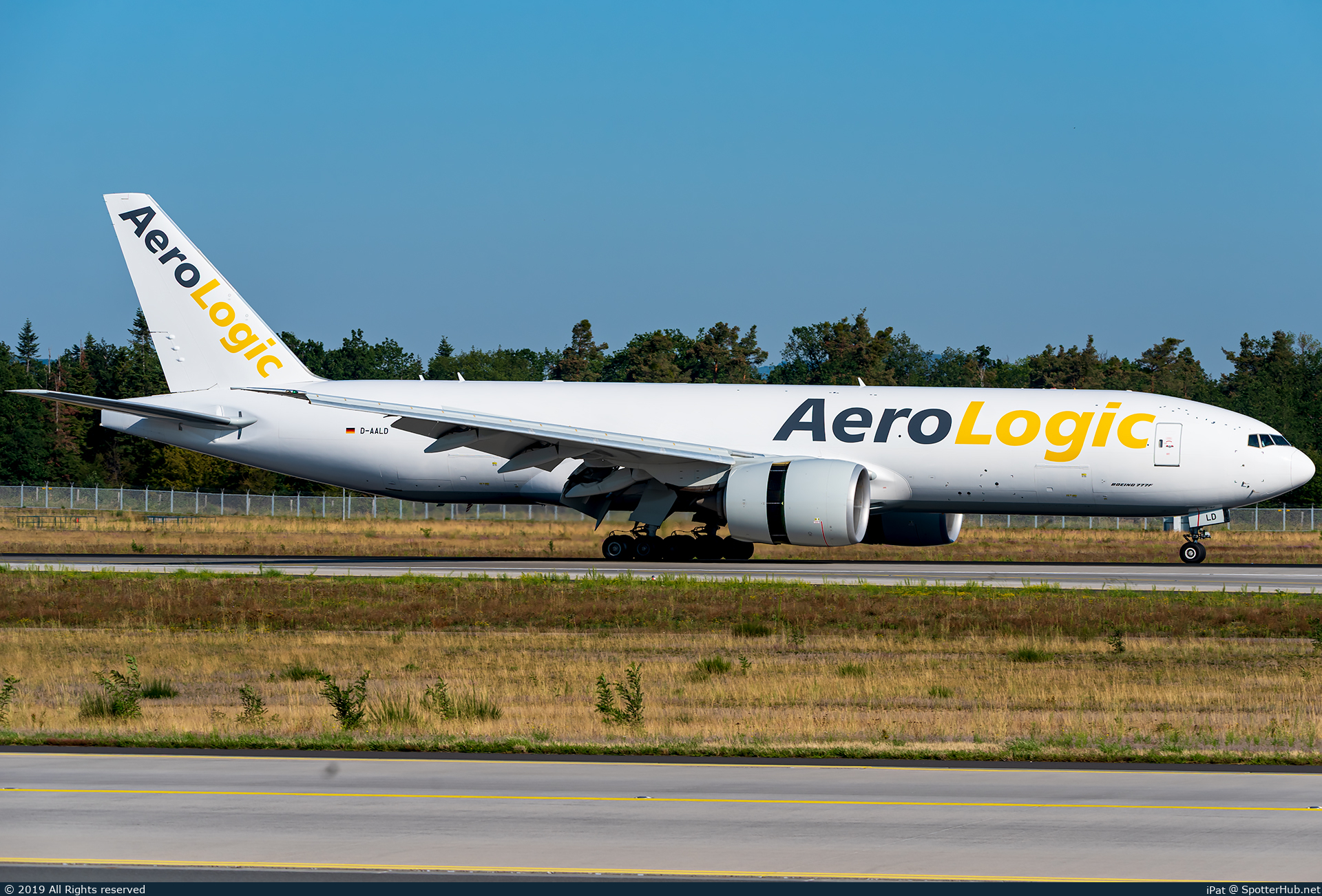 Photo of D-AALD - Boeing 777-FZN operated by AeroLogic