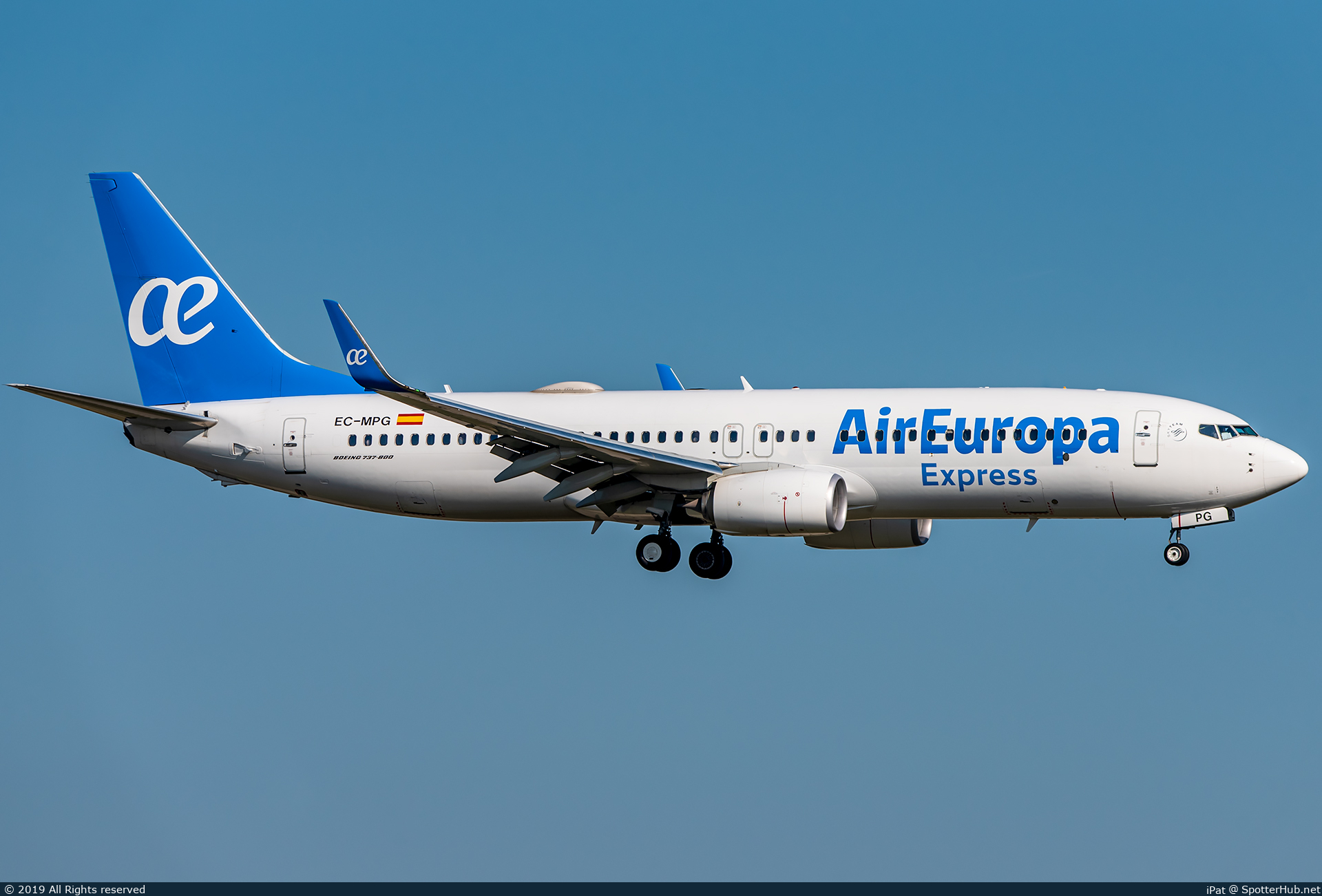 Photo of EC-MPG - Boeing 737-85P operated by Air Europa Express (opb Aeronova)