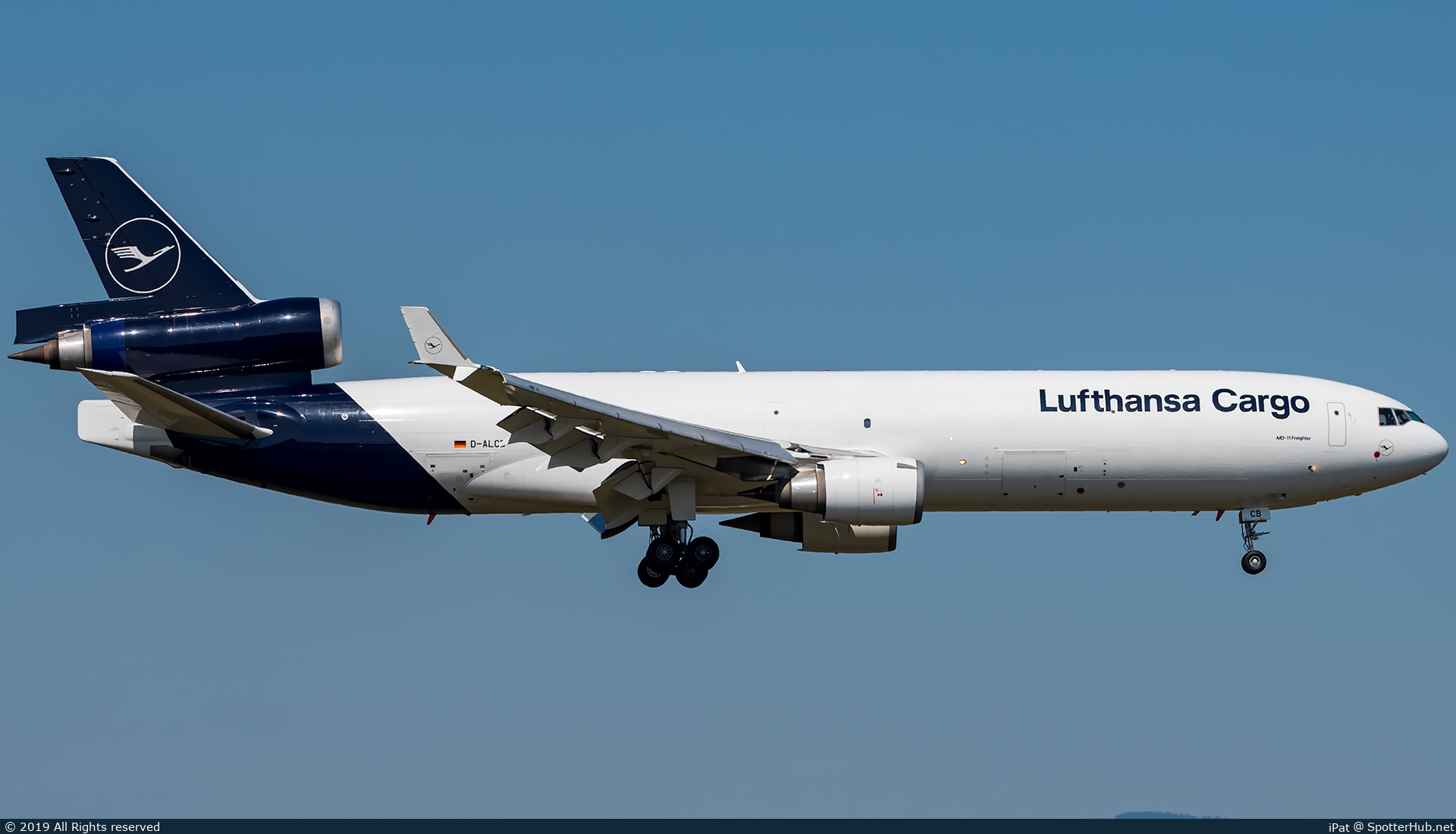 Photo of D-ALCB - McDonnell Douglas MD-11(F) operated by Lufthansa Cargo