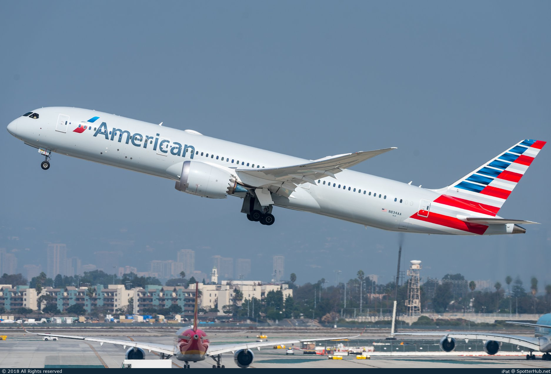Photo of N834AA - Boeing 787-9 Dreamliner operated by American Airlines