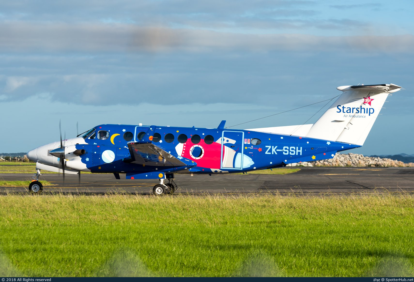 Photo of ZK-SSH - Beechcraft B300 Super King Air 350 operated by New Zealand Air Ambulance Service (opb Skyline Aviation)