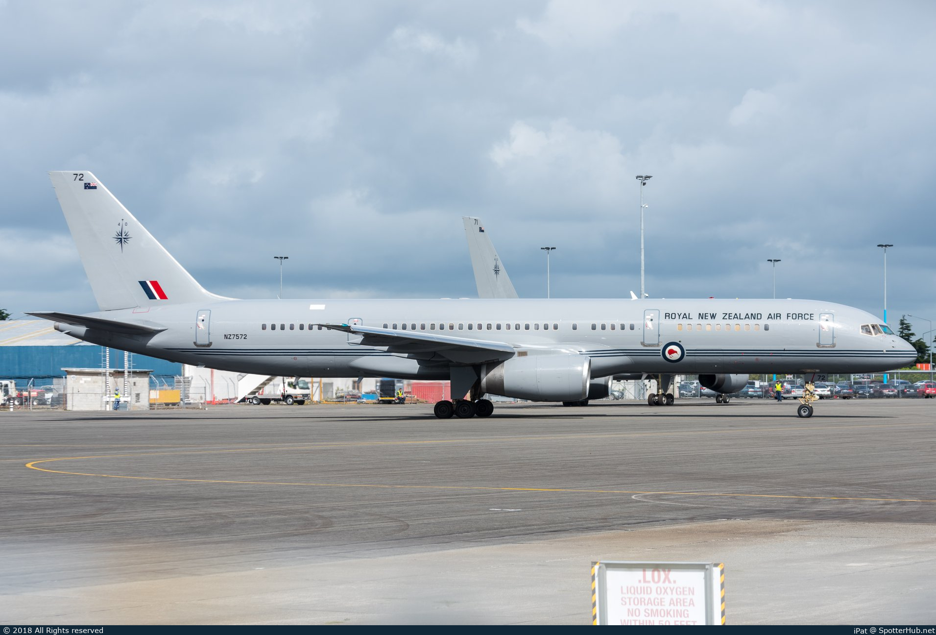 Photo of NZ7572 - Boeing 757-2K2(C) operated by Royal New Zealand Air Force