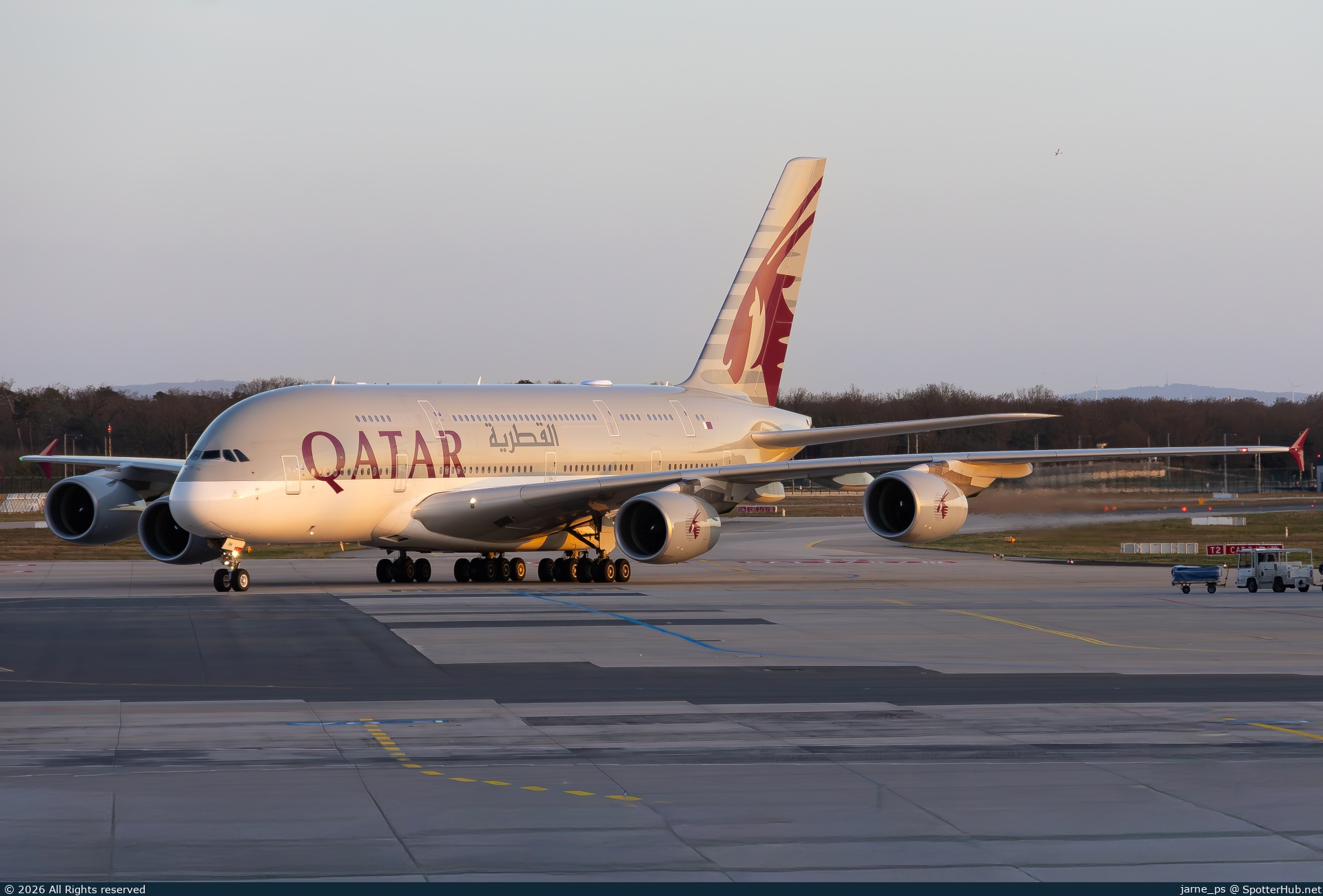 Photo of A7-APH - Airbus A380-861 operated by Qatar Airways