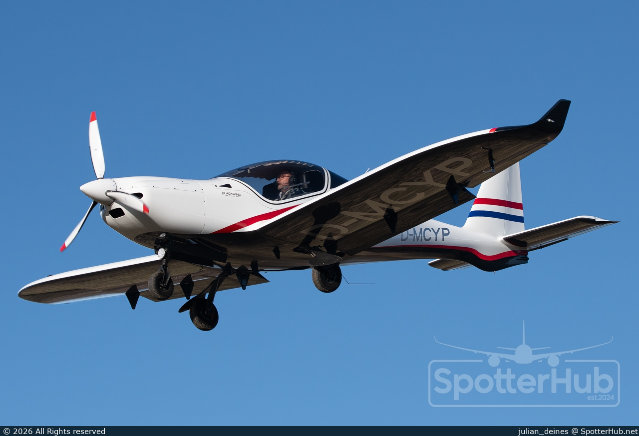 Photo of D-MCYP - Blackwing Sweden 600 RG operated by Private