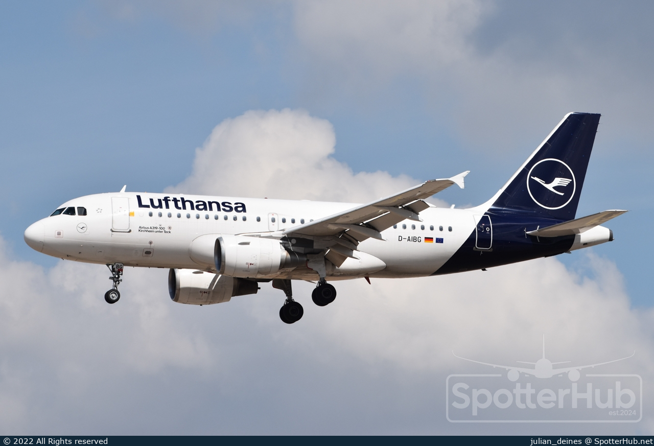 Photo of D-AIBG - Airbus A319-112 operated by Lufthansa