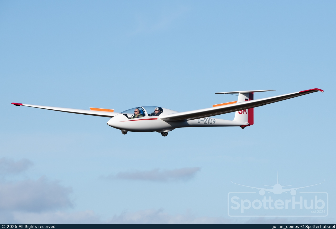 Photo of D-2109 - Schleicher ASK 21 operated by Aero-Club Koblenz