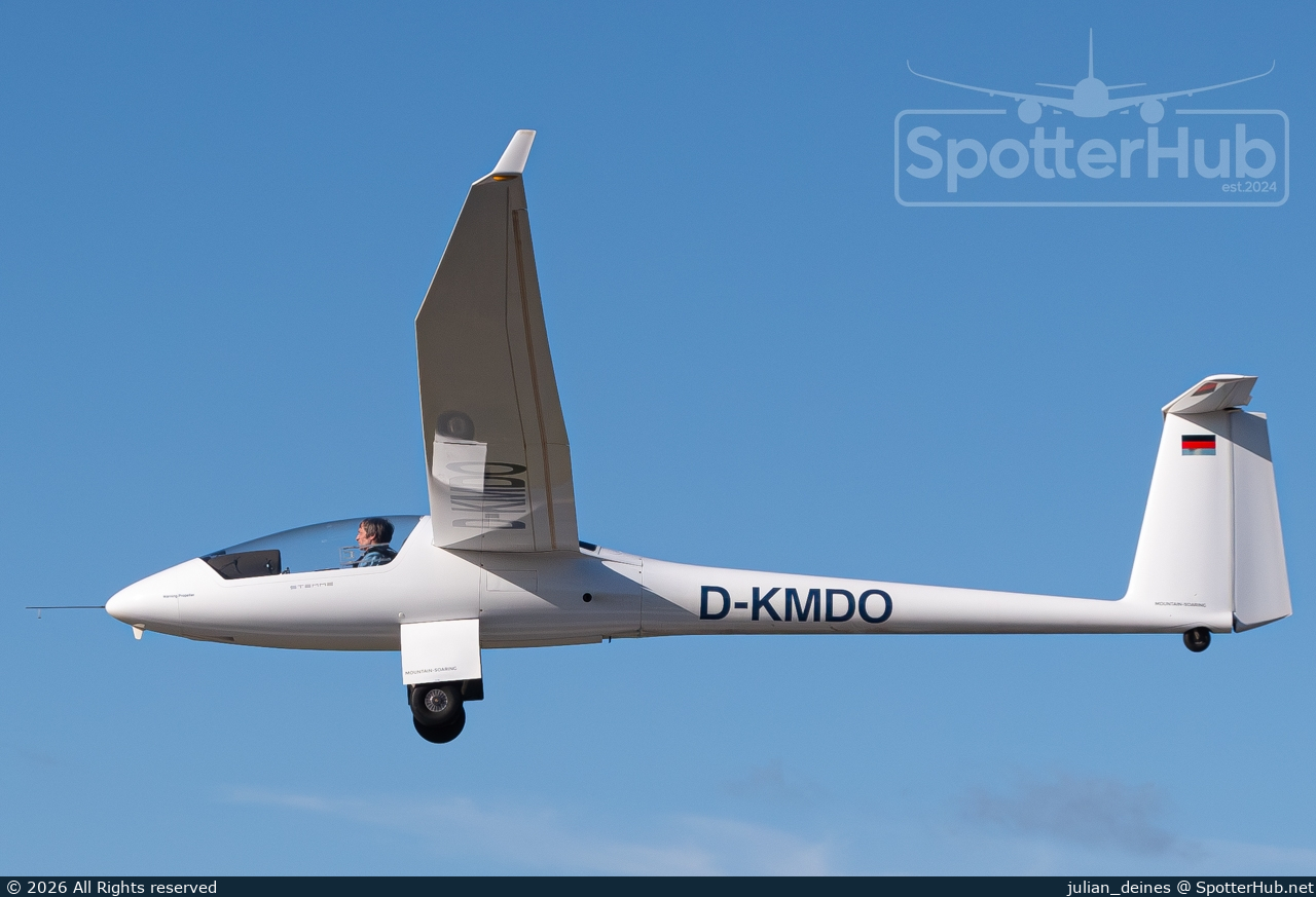 Photo of D-KMDO - Stemme S10-VT operated by Private