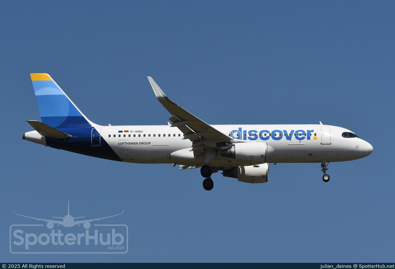 Photo of D-AIWG - Airbus A320-214 operated by Discover Airlines