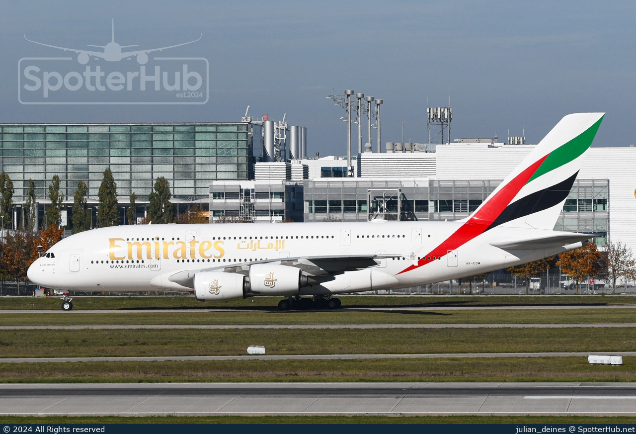 Photo of A6-EOM - Airbus A380-861 operated by Emirates