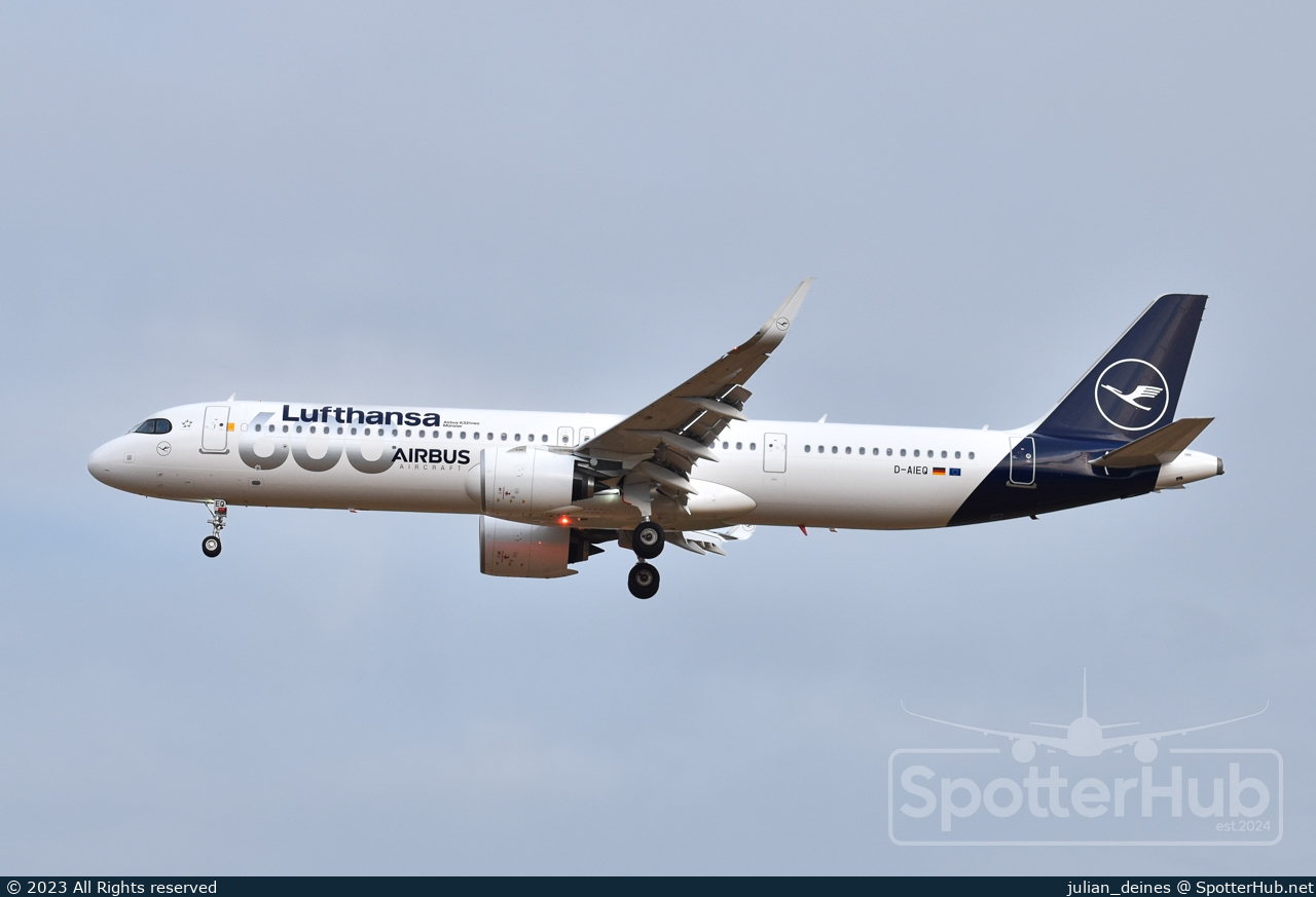 Photo of D-AIEQ - Airbus A321-271NX operated by Lufthansa