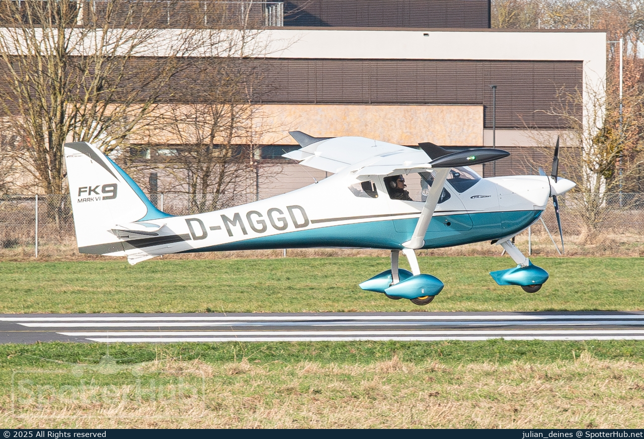 Photo of D-MGGD - FK-Lightplanes FK9 Mk.VI operated by Private