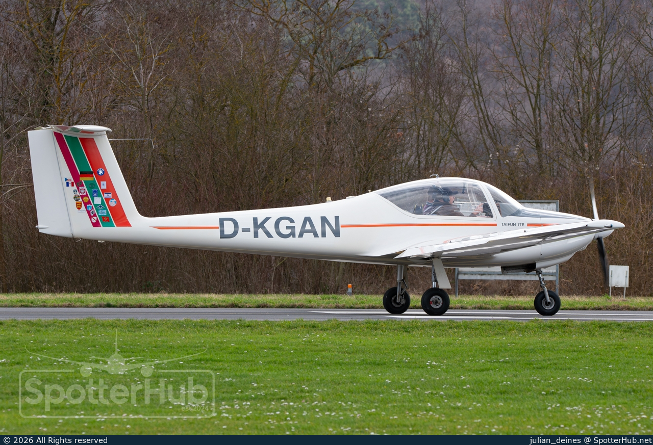 Photo of D-KGAN - Valentin Taifun 17E operated by Private