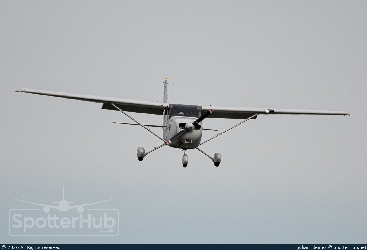 Photo of D-ETTD - Cessna 172R Skyhawk II operated by ATC Aviation Training & Transport Center