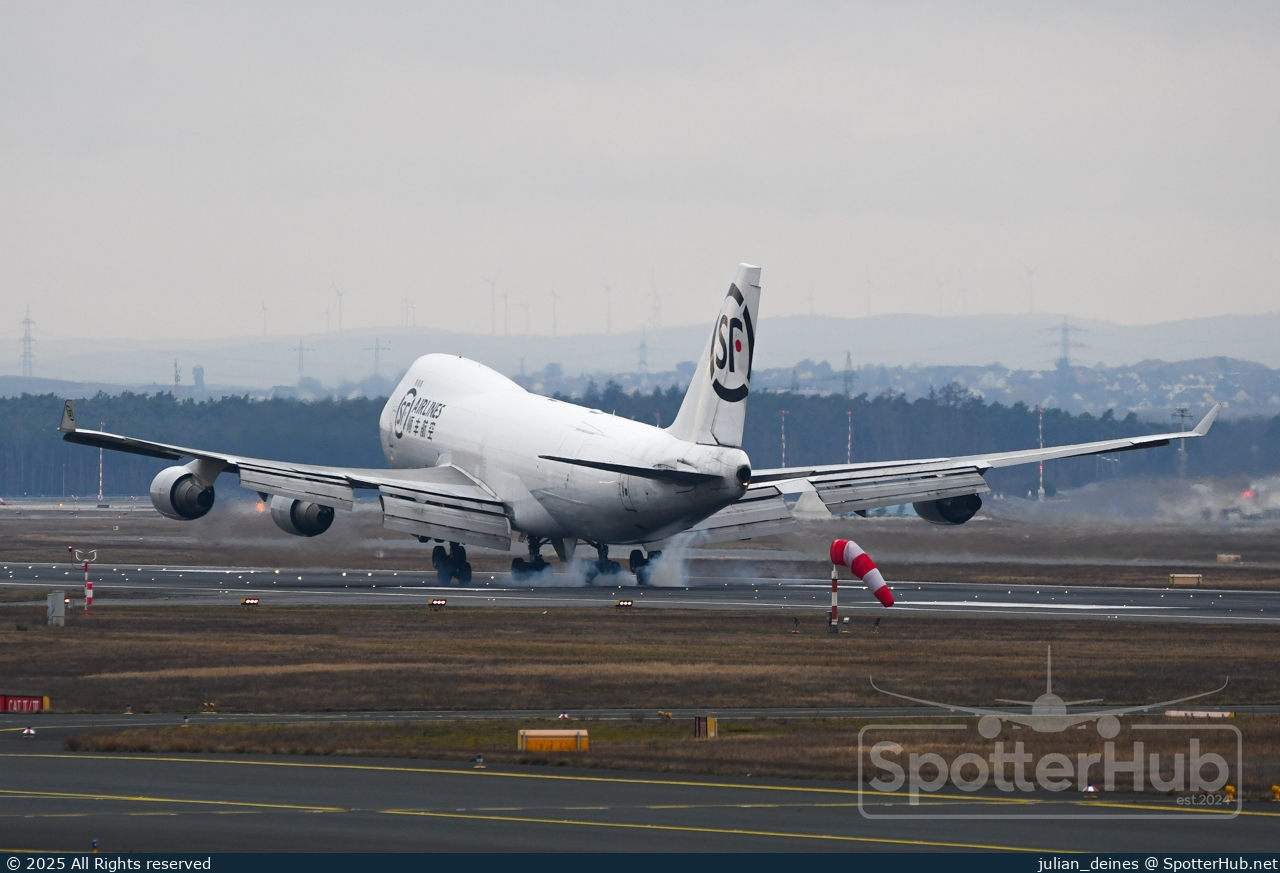 Photo of B-2426 - Boeing 747-40BF(ER) operated by SF Airlines