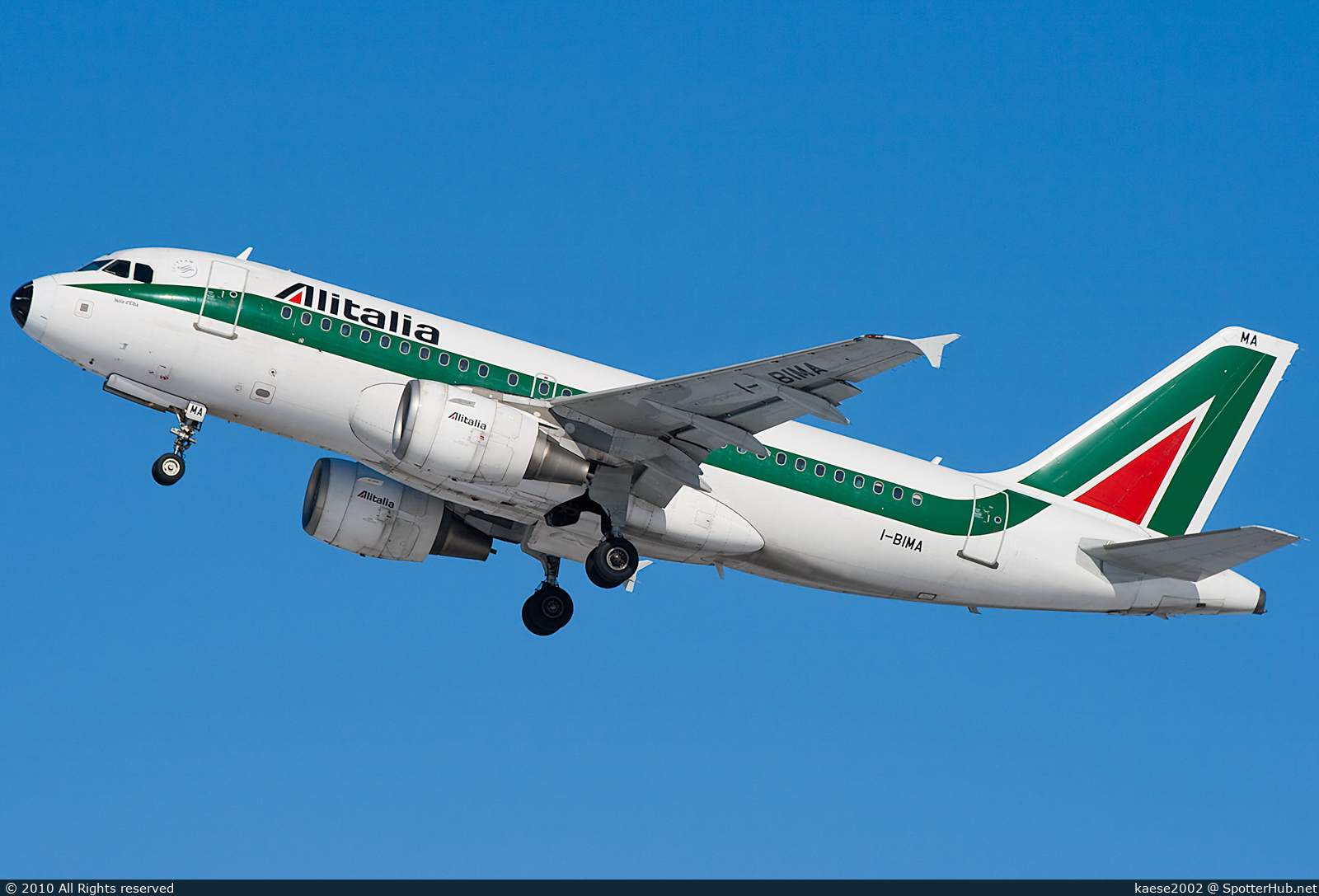 Photo of I-BIMA - Airbus A319-112 operated by Alitalia