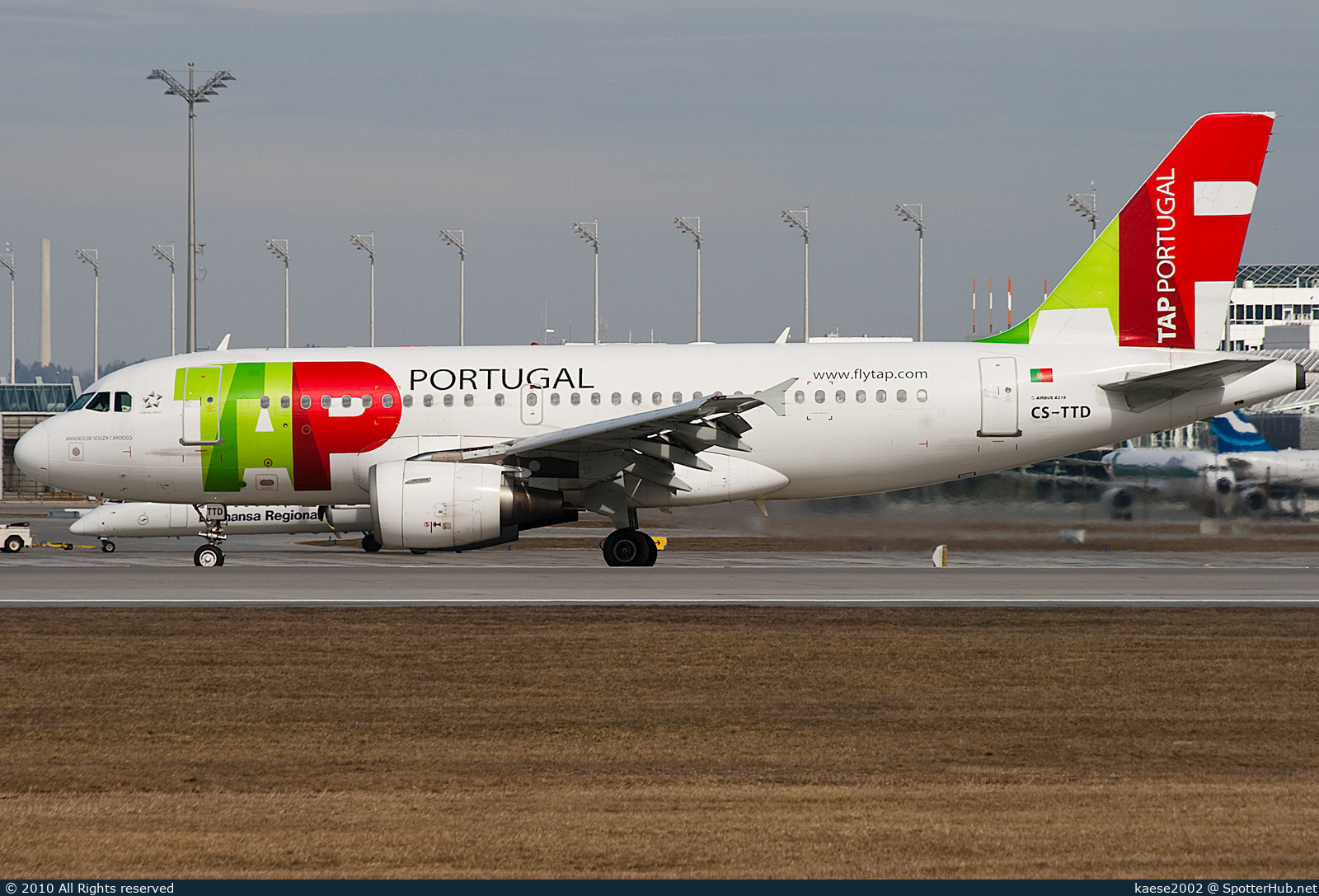 Photo of CS-TTD - Airbus A319-111 operated by TAP Air Portugal
