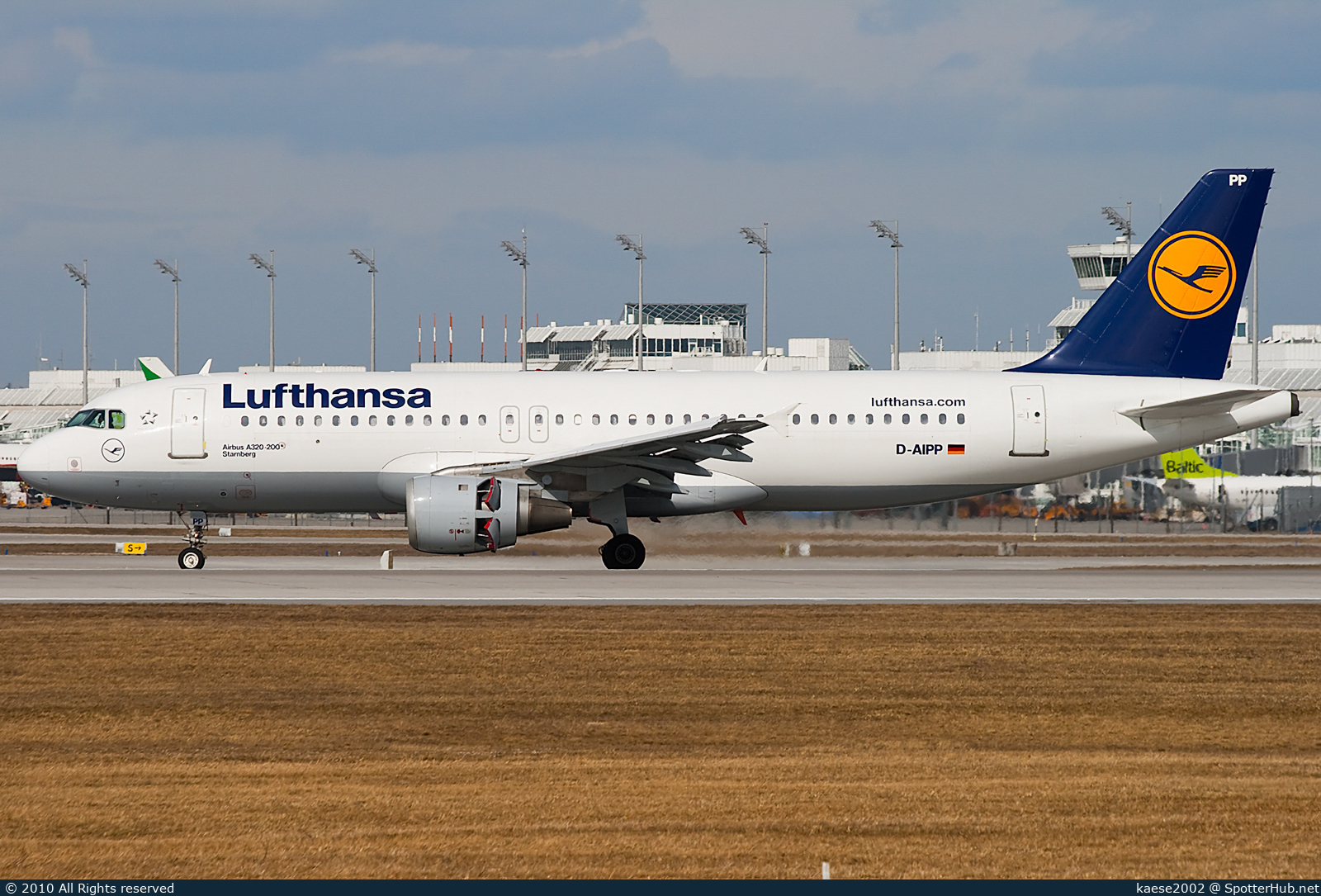 Photo of D-AIPP - Airbus A320-211 operated by Lufthansa