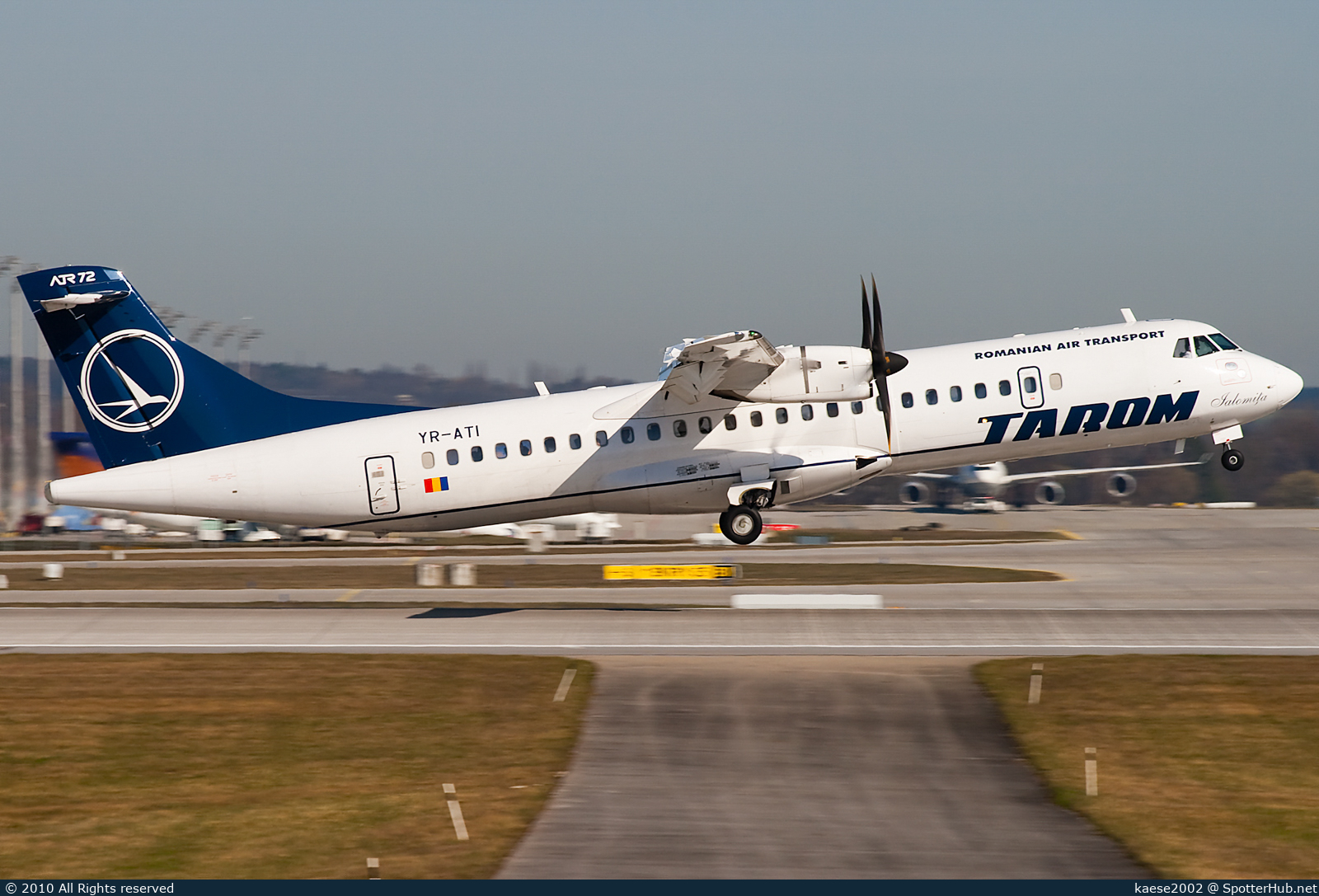 Photo of YR-ATI - ATR 72-500 operated by Tarom - Romanian Air Transport