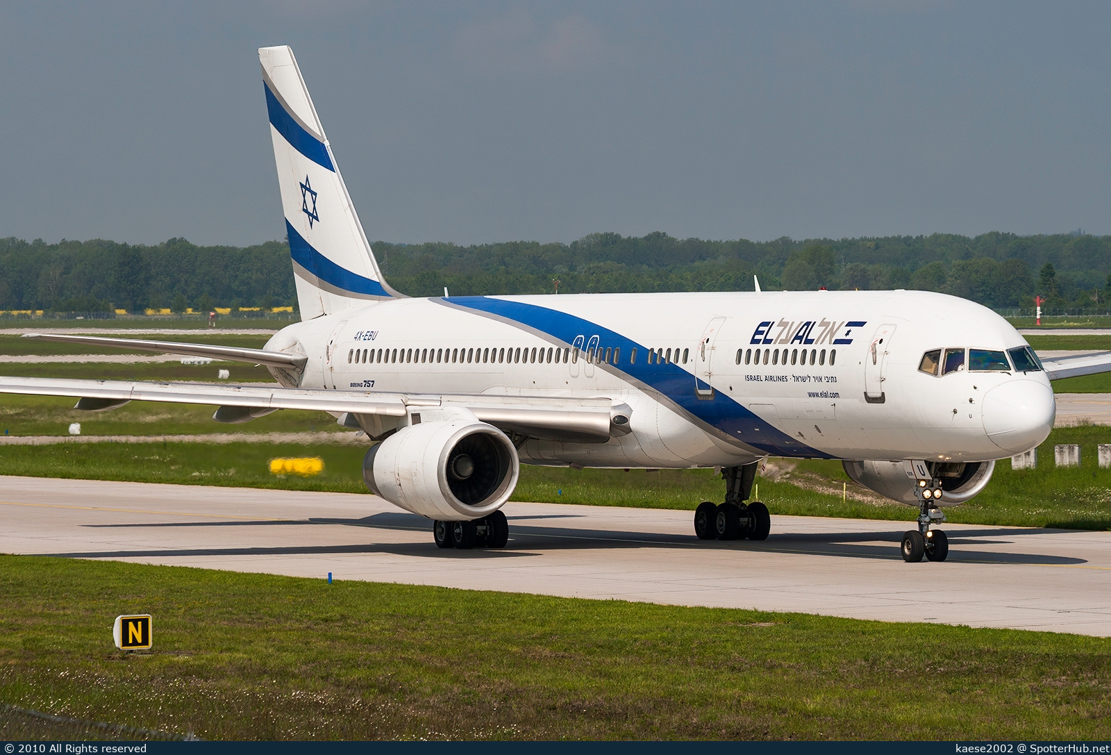 Photo of 4X-EBU - Boeing 757-258 operated by El Al Israel Airlines