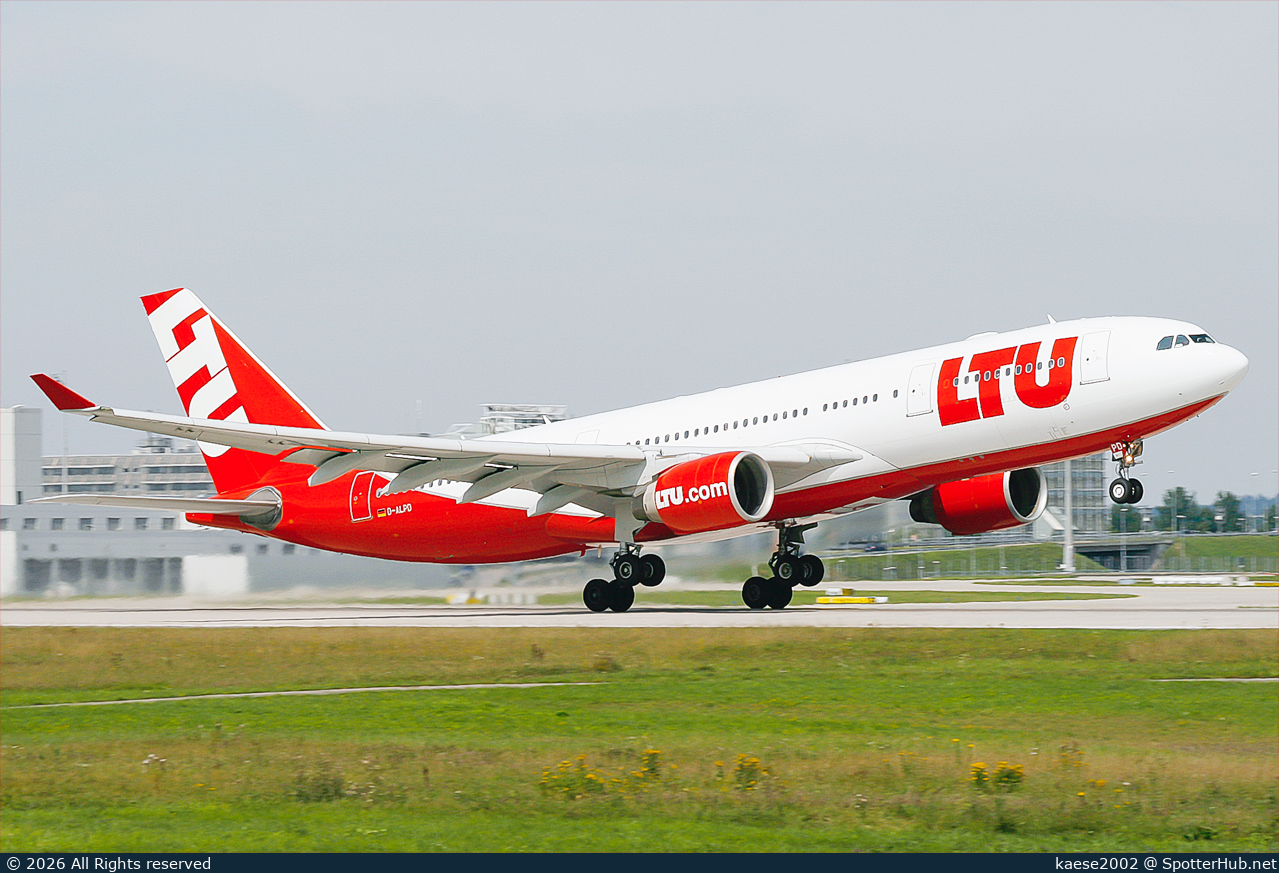 Photo of D-ALPD - Airbus A330-223 operated by LTU International Airways