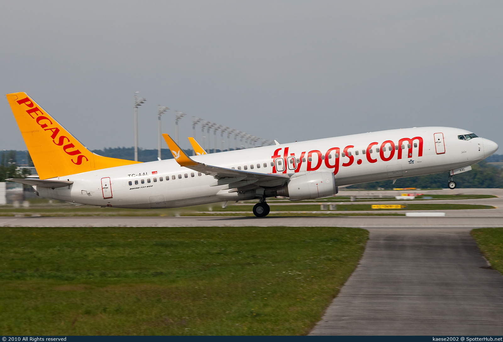 Photo of TC-AAL - Boeing 737-82R operated by Pegasus Airlines