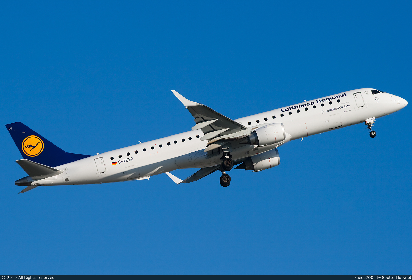 Photo of D-AEBD - Embraer ERJ-195LR operated by Lufthansa CityLine