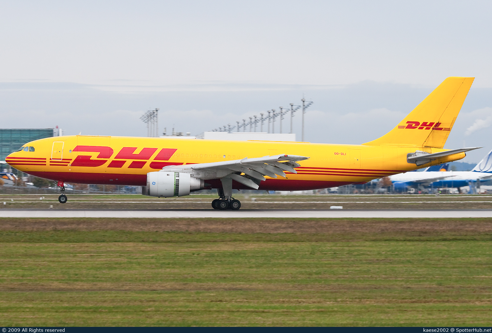 Photo of OO-DLI - Airbus A300B4-203(F) operated by European Air Transport