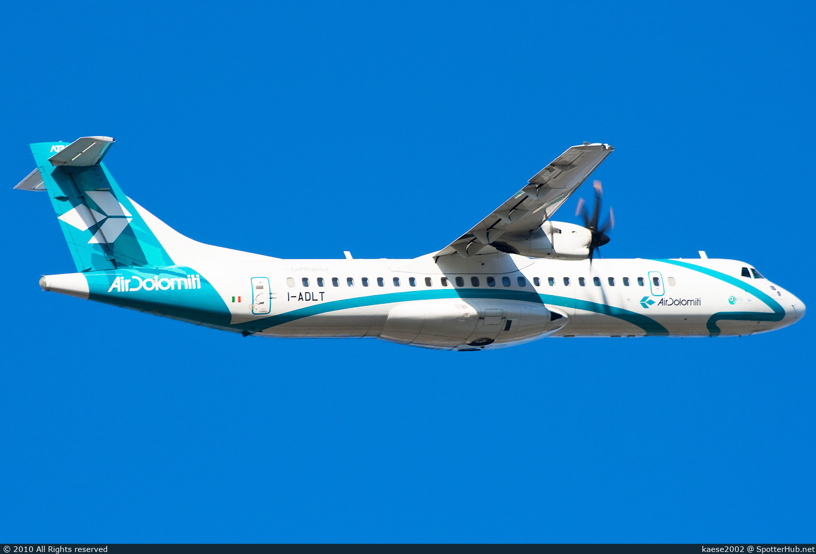 Photo of I-ADLT - ATR 72-500 operated by Air Dolomiti