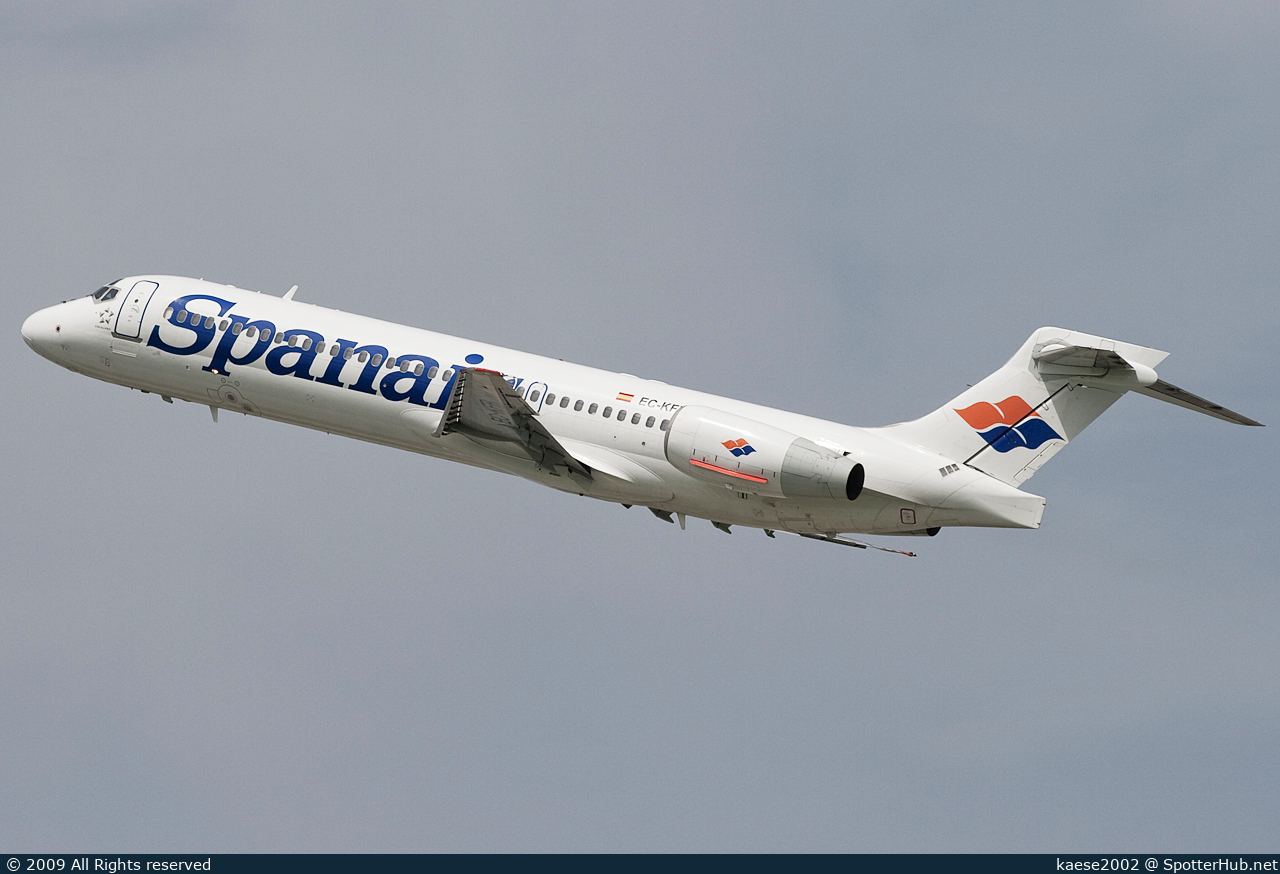 Photo of EC-KFR - Boeing 717-2K9 operated by Spanair