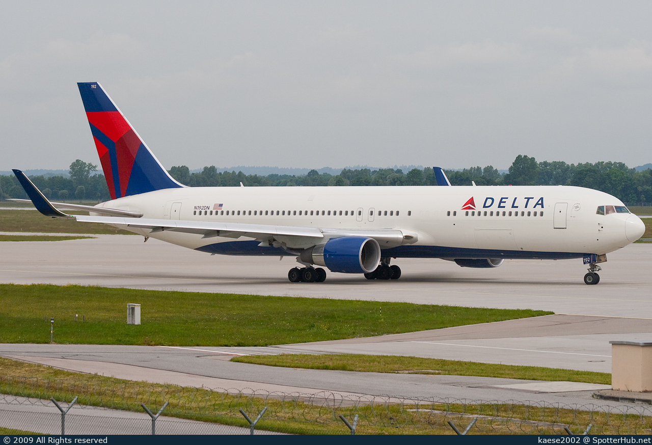 Photo of N192DN - Boeing 767-332(ER) operated by Delta Air Lines