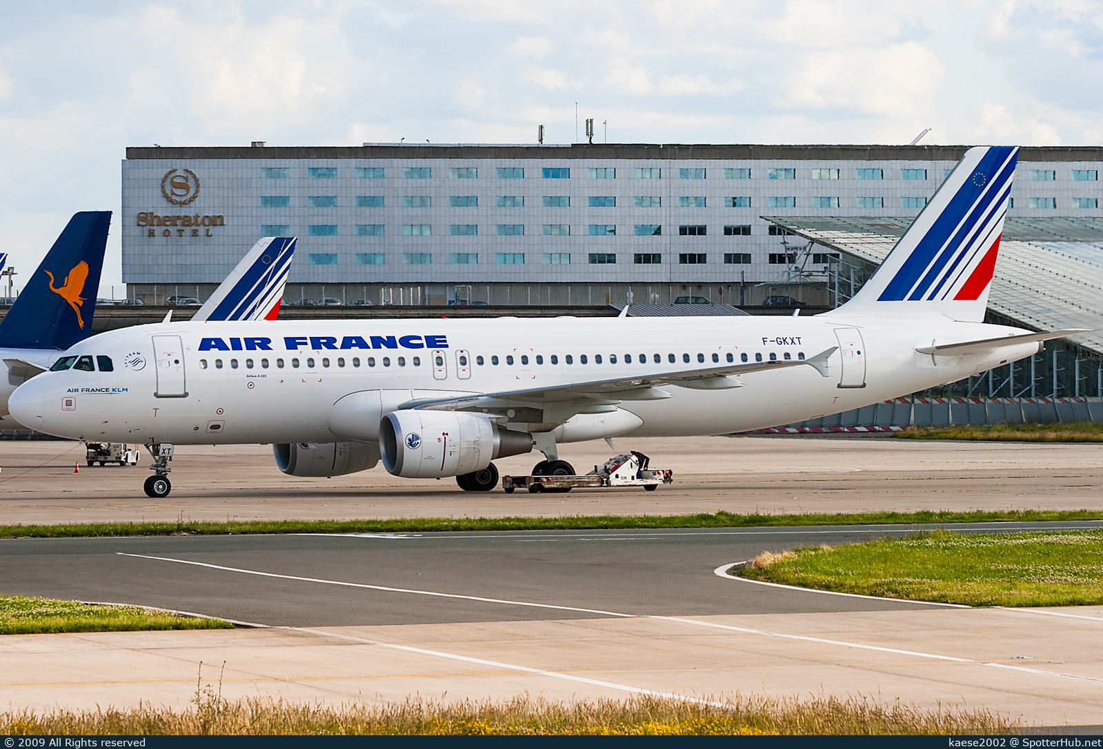 Photo of F-GKXT - Airbus A320-214 operated by Air France