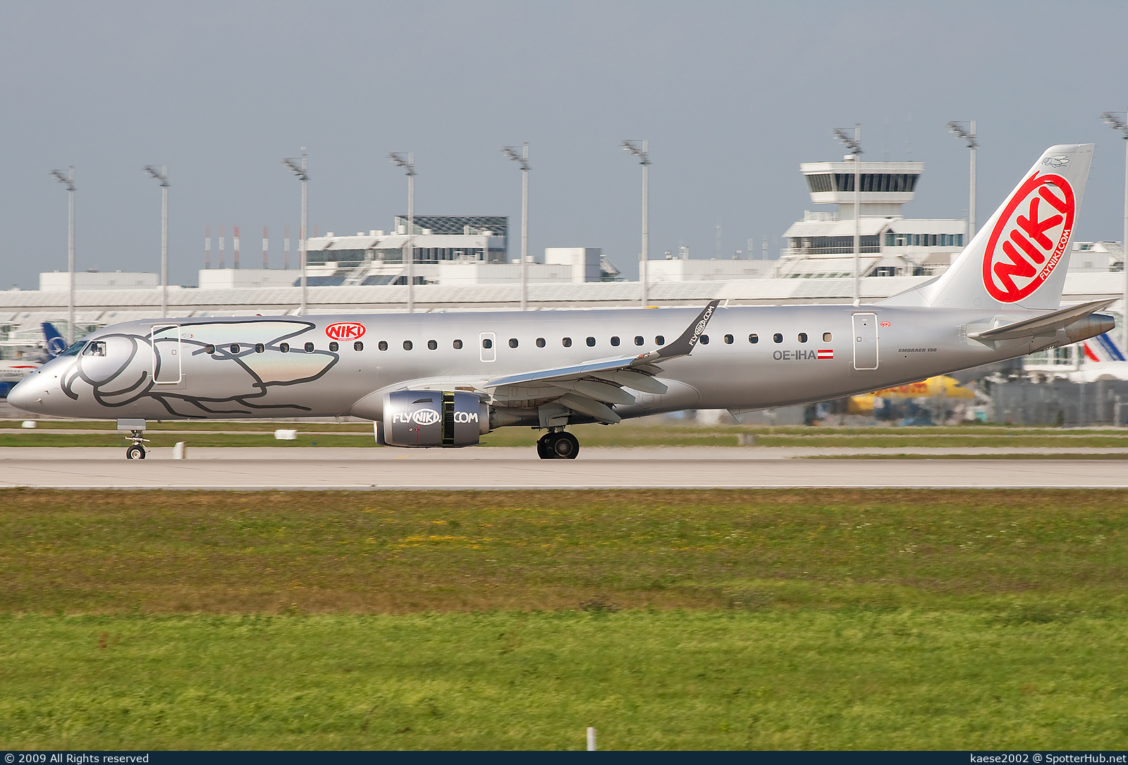Photo of OE-IHA - Embraer ERJ-190LR operated by Niki