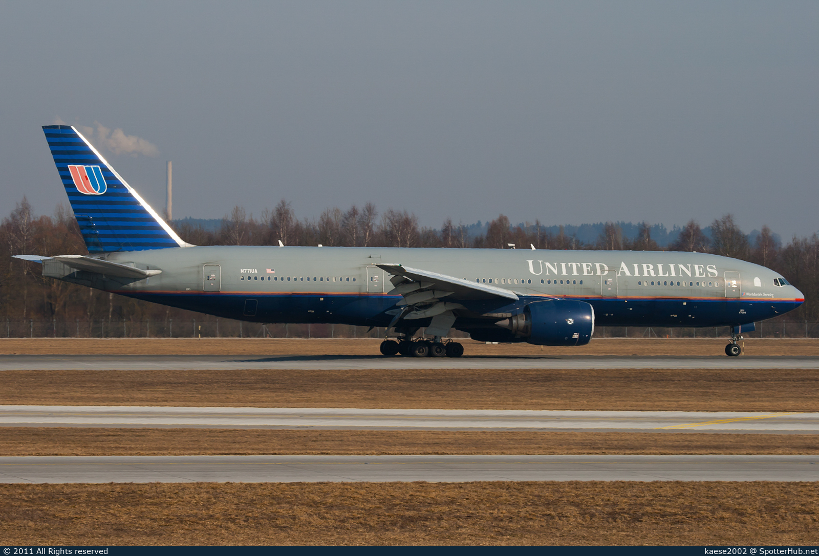Photo of N771UA - Boeing 777-222 operated by United Airlines