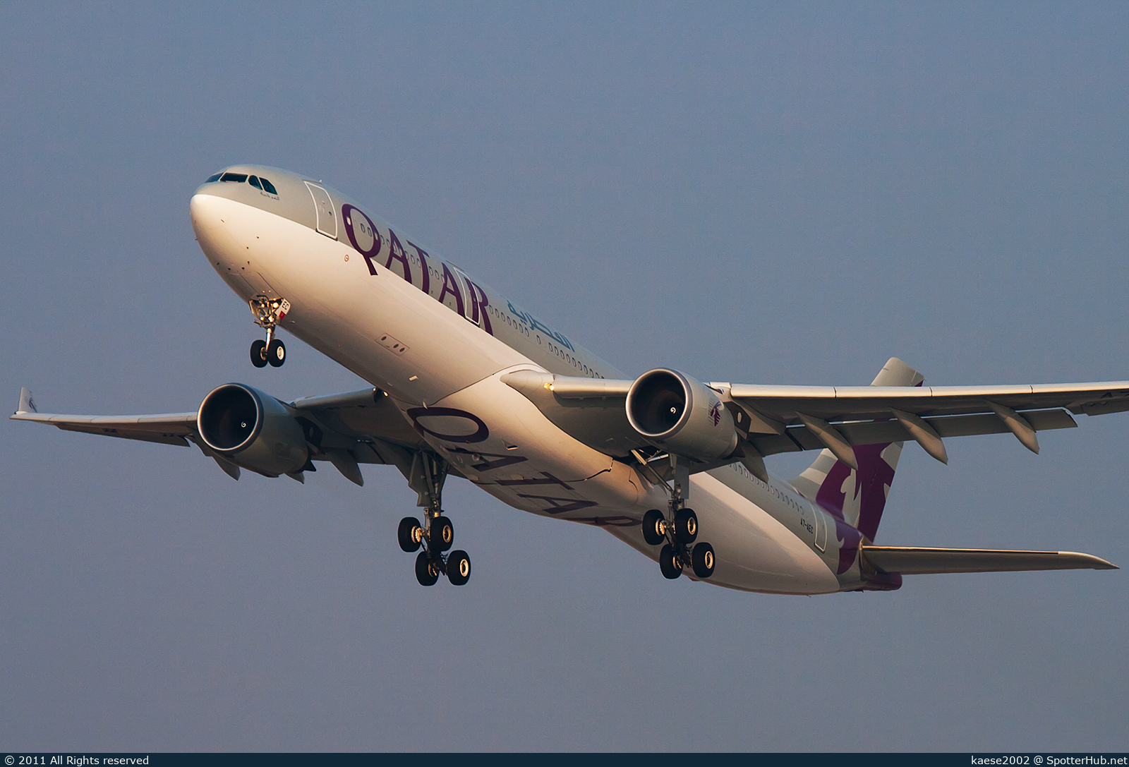 Photo of A7-AEC - Airbus A330-302 operated by Qatar Airways
